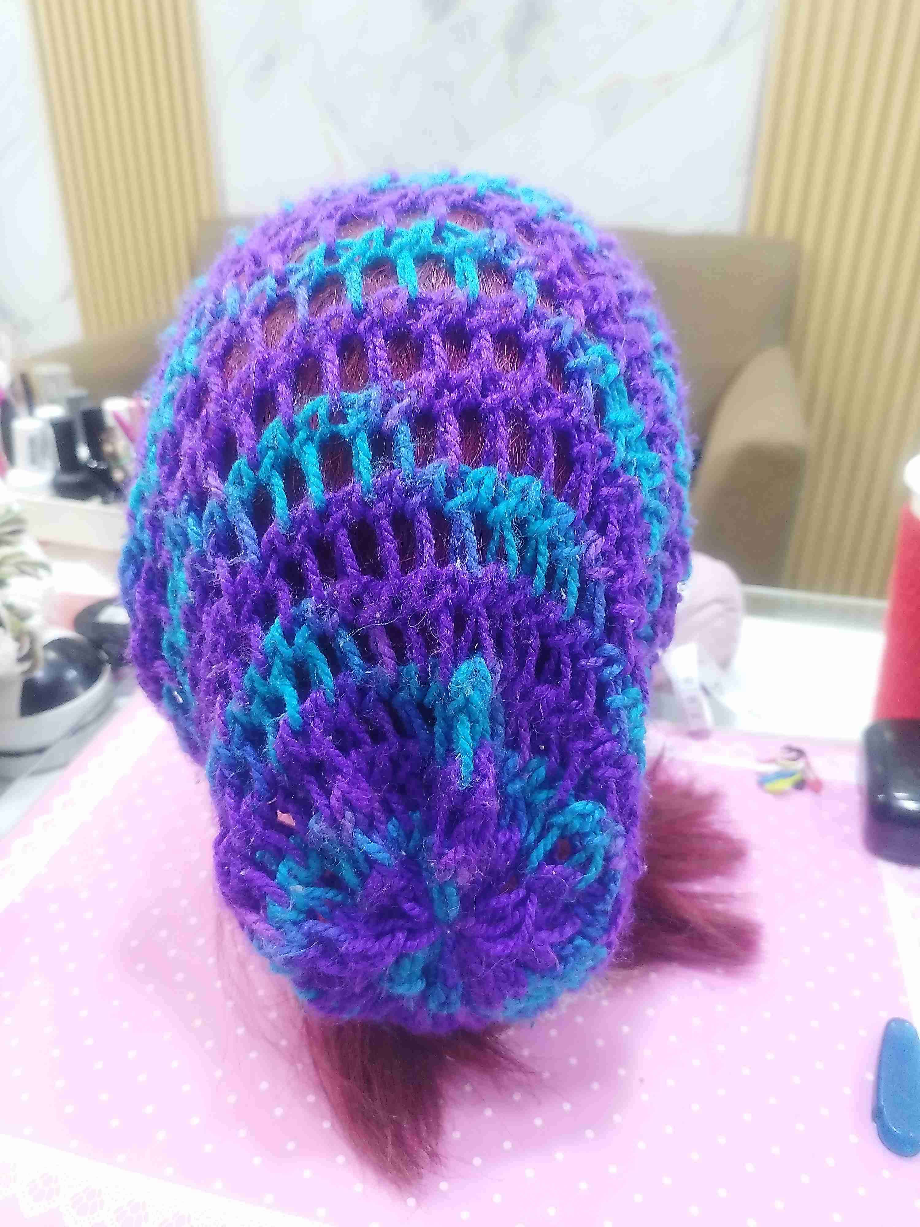 Gorro tejido púrpura y azul - miniatura 3