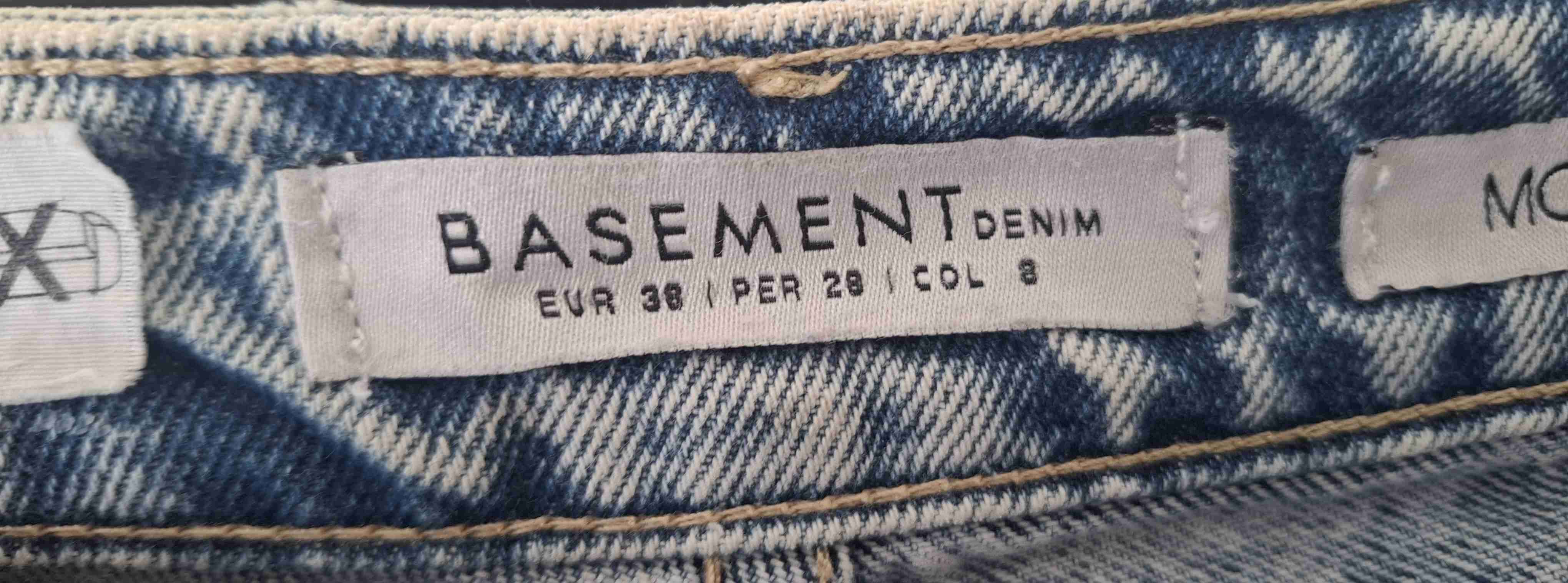 Jeans azul claro desgastado - miniatura 5