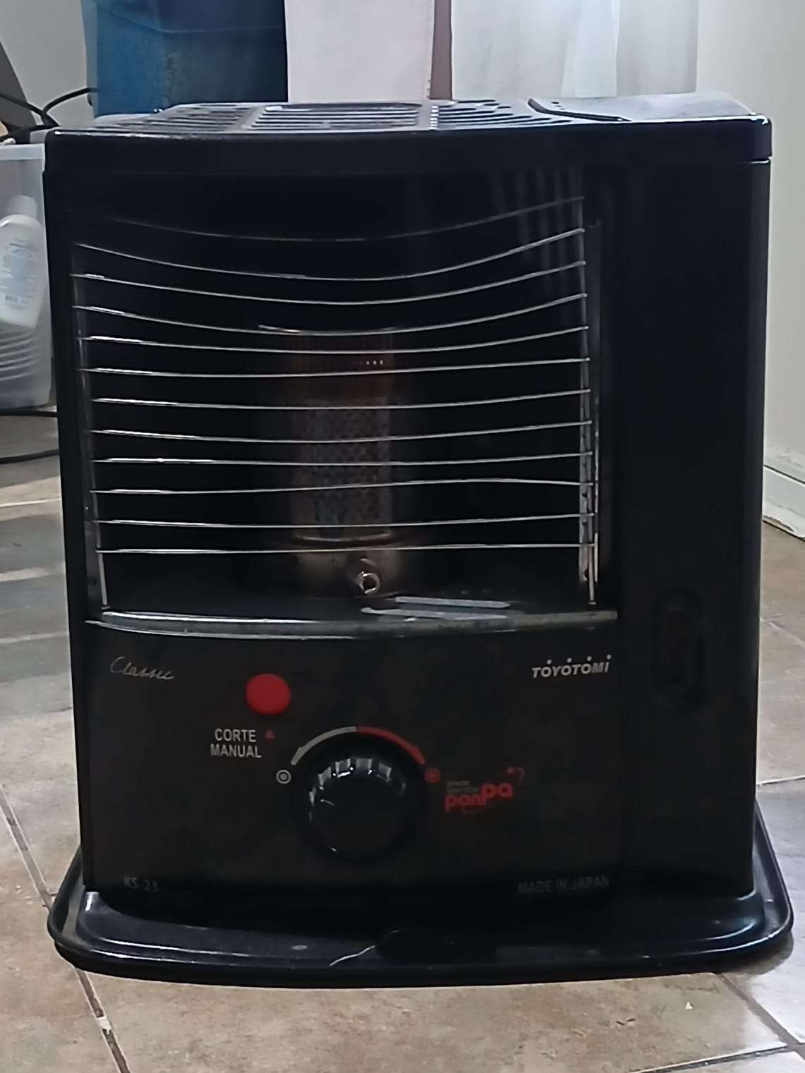 Calefactor Toyotomi negro - miniatura 1