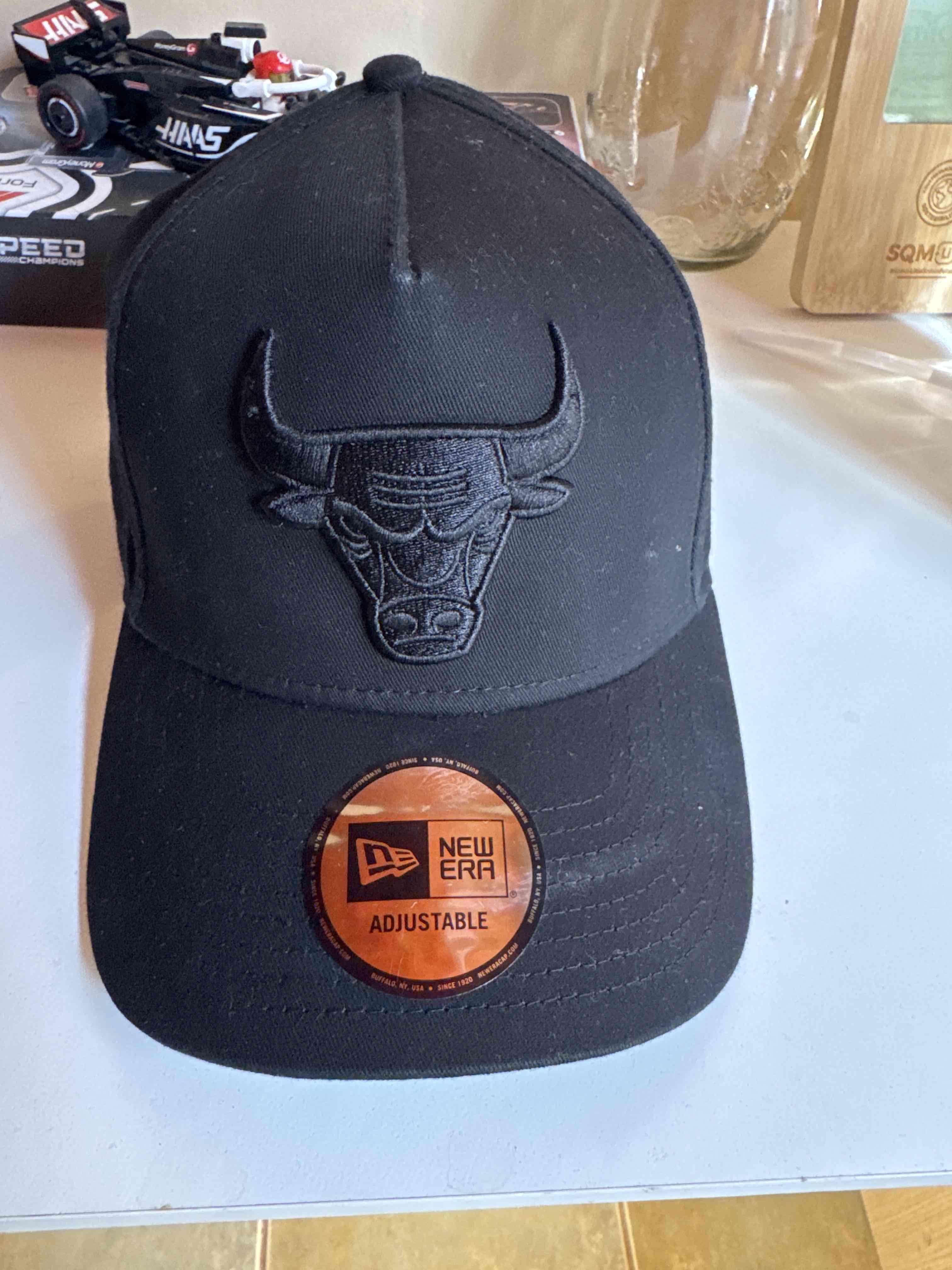 Gorra negra New Era ajustable - miniatura 1