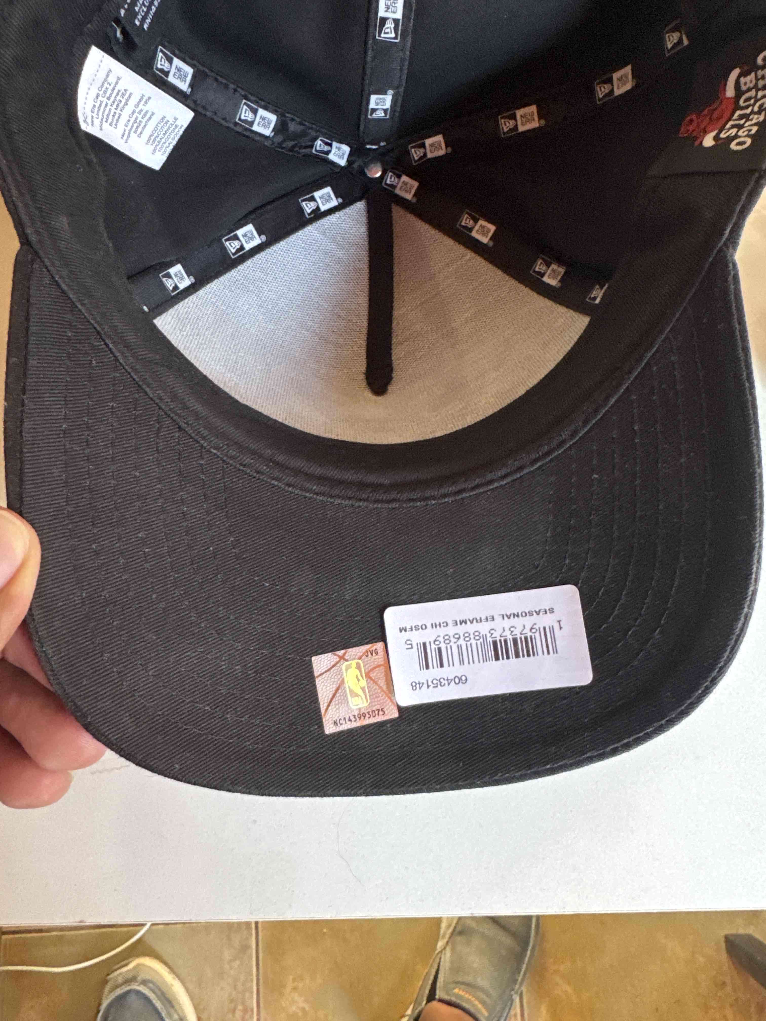 Gorra negra New Era ajustable - miniatura 2