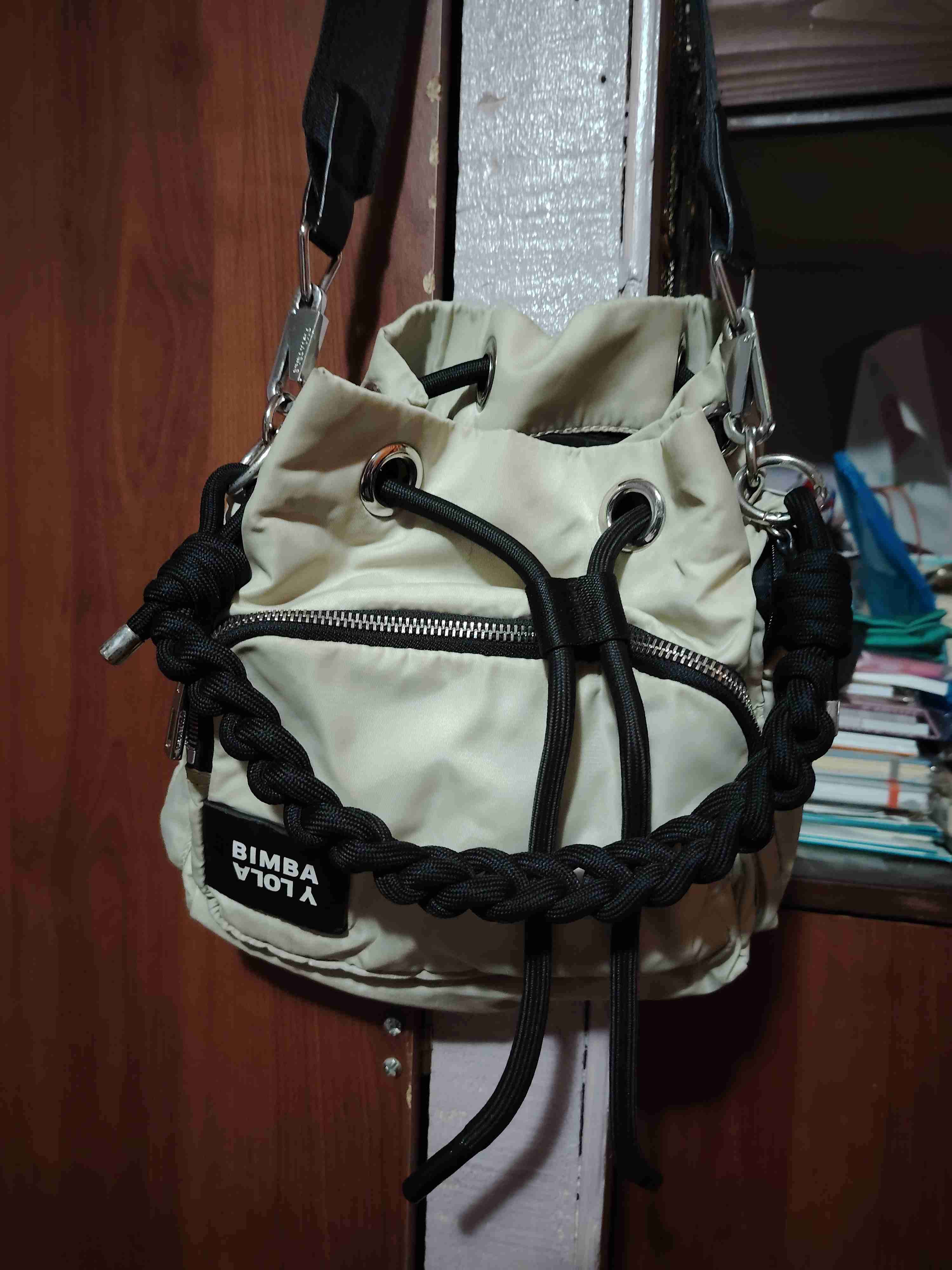 Bolso beige Bimba y Lola