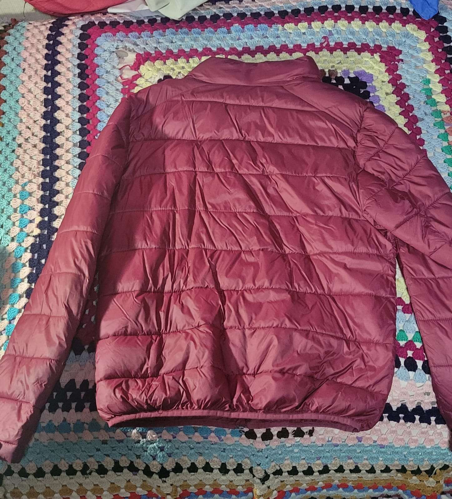 Chaqueta acolchada burdeos - miniatura 2