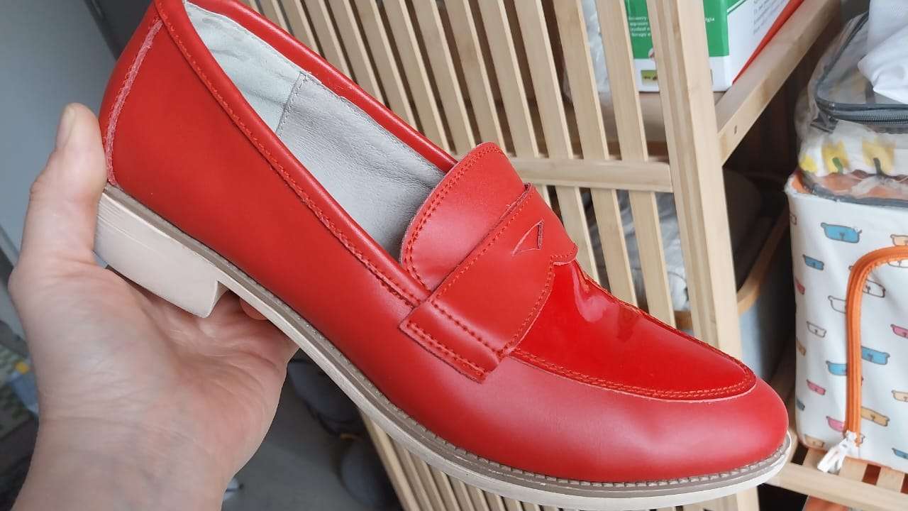 Zapatos rojos con charol Mujer - Degás - miniatura 2
