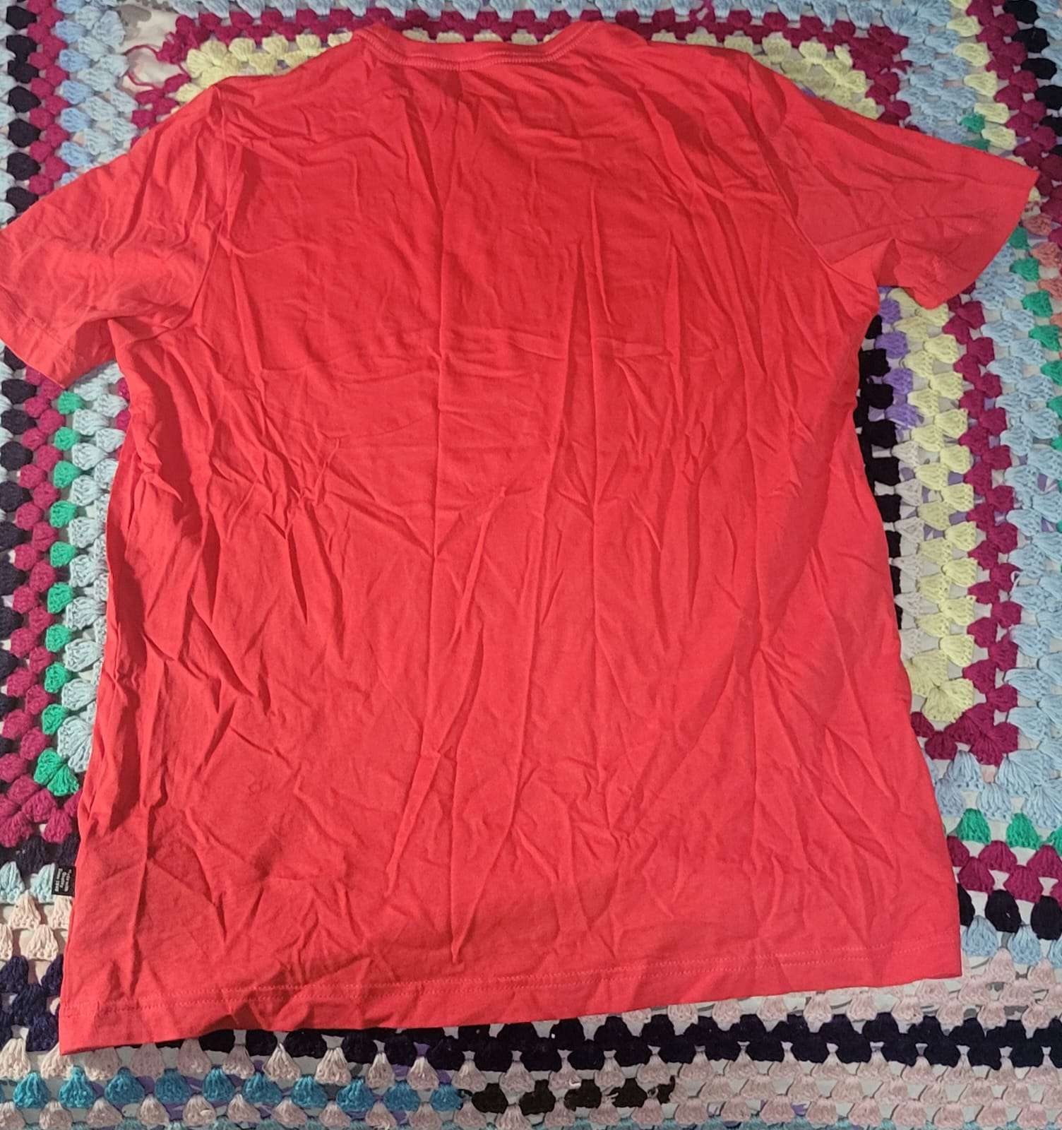 Polera roja Puma estampada - miniatura 2
