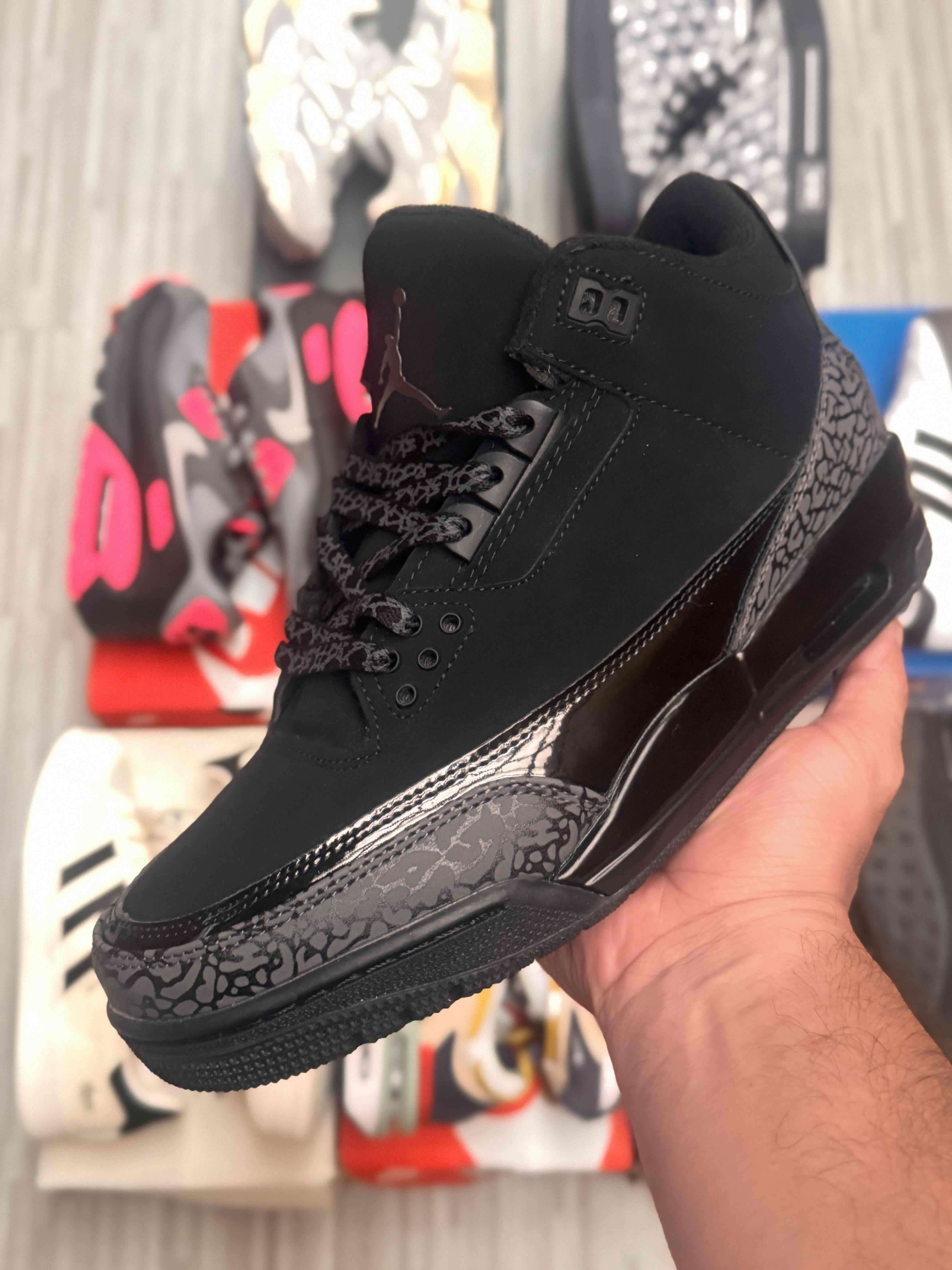 Jordan 4 (38) - miniatura 3