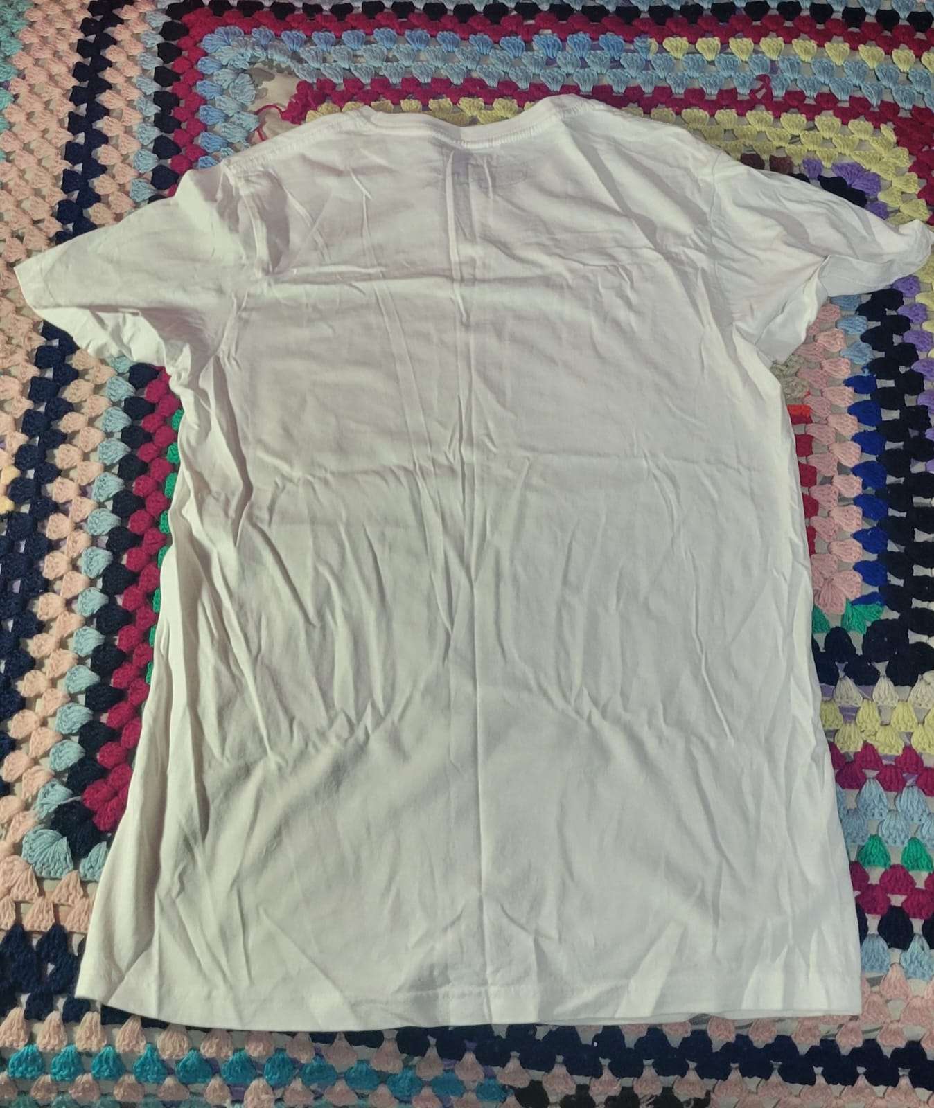 Polera blanca estampada artística - miniatura 2