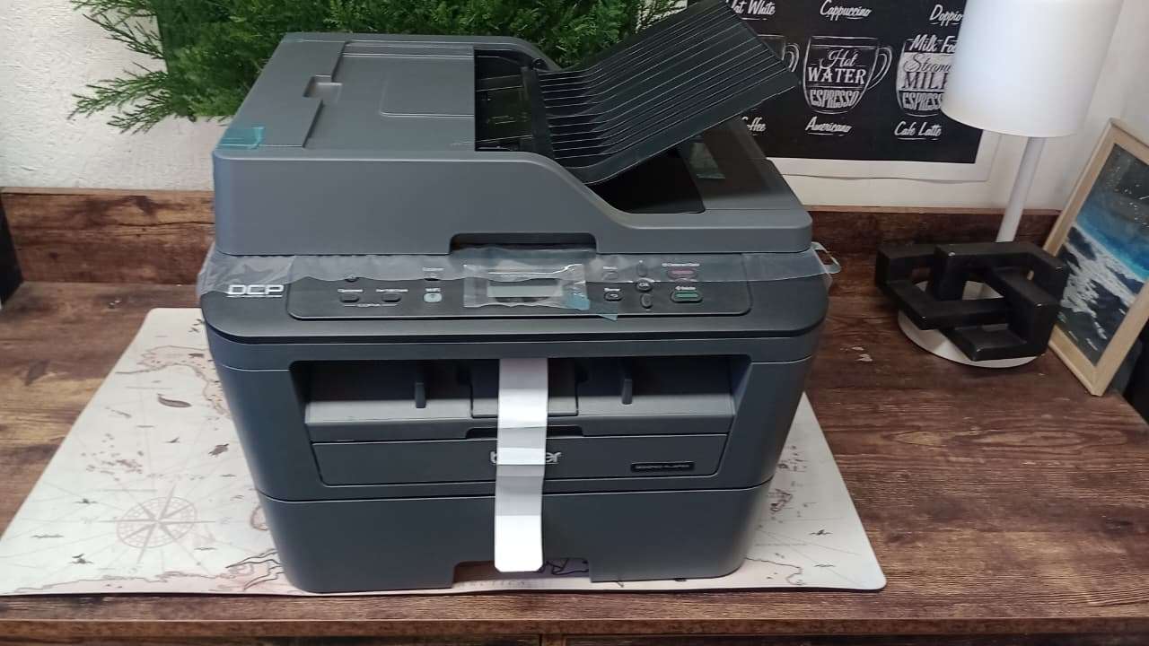 Impresora multifuncional laser Brother - miniatura 4