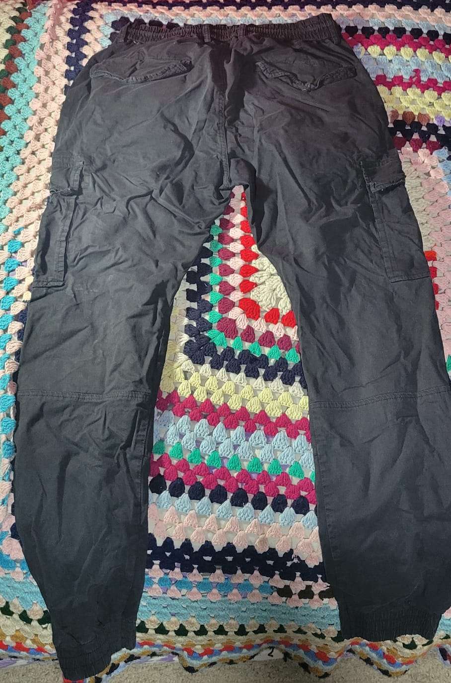 Pantalón cargo negro unisex - miniatura 2