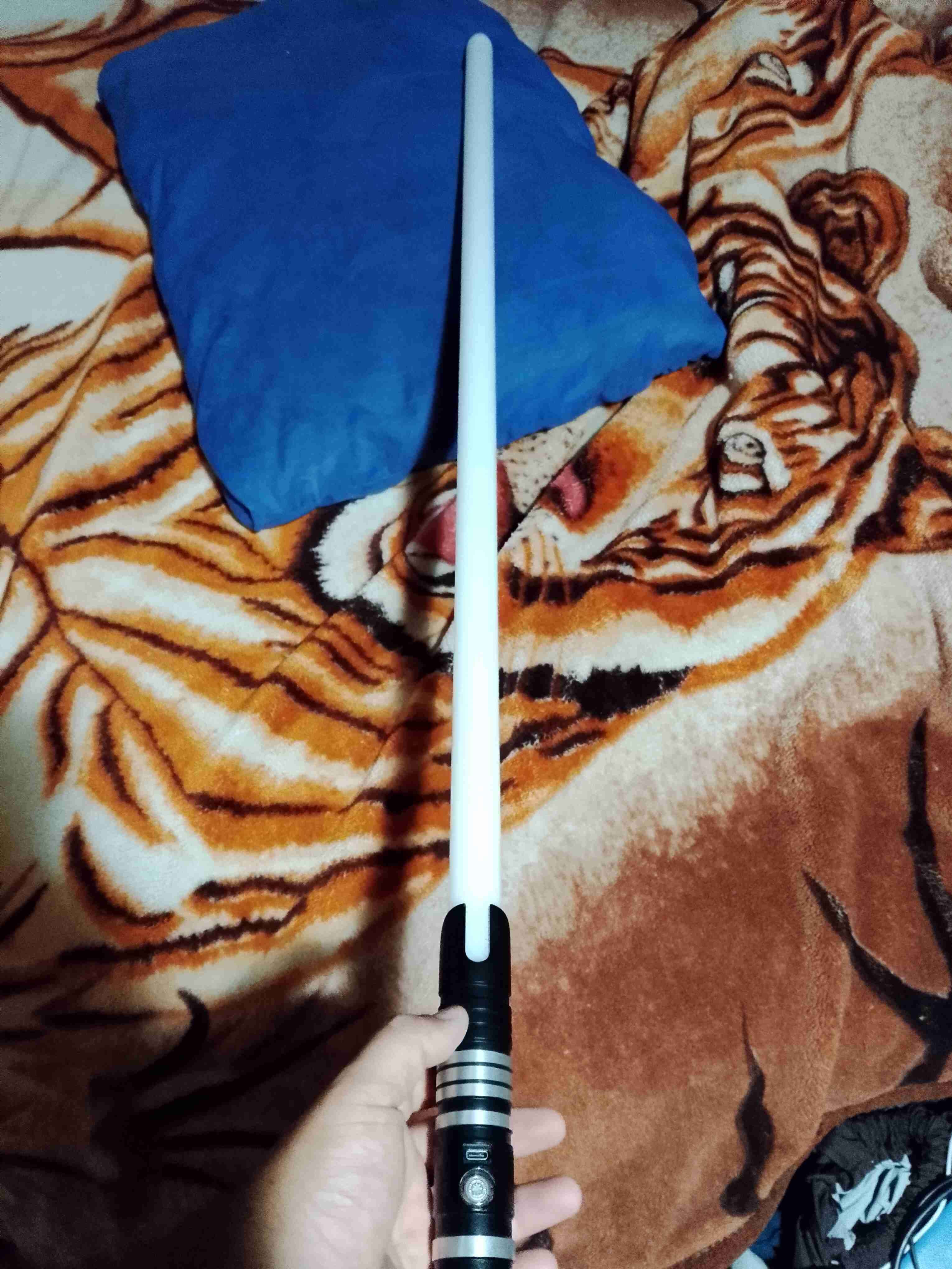 Sable láser de combate pesado - miniatura 1