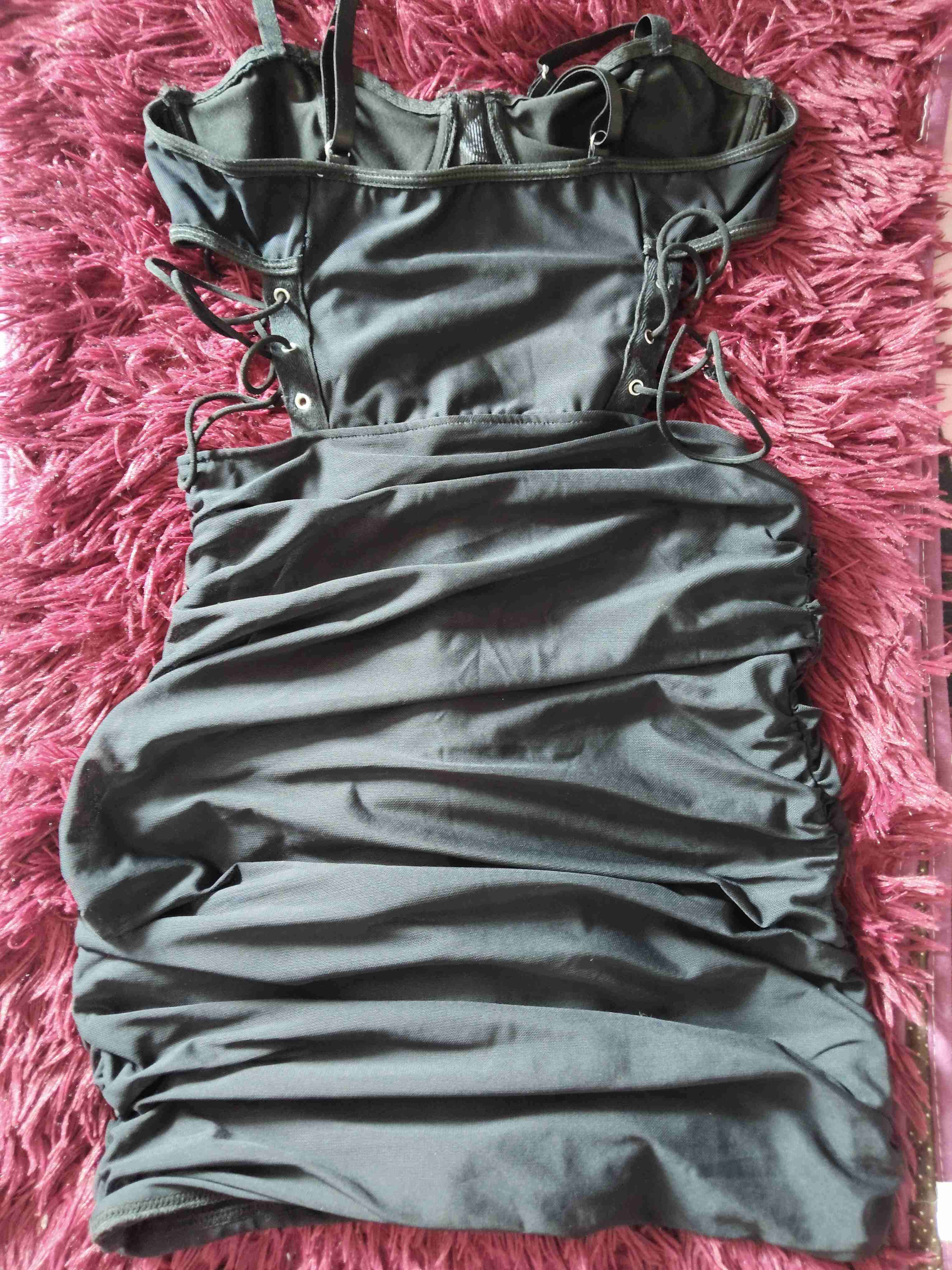 Vestido negro elegante strapless - miniatura 2