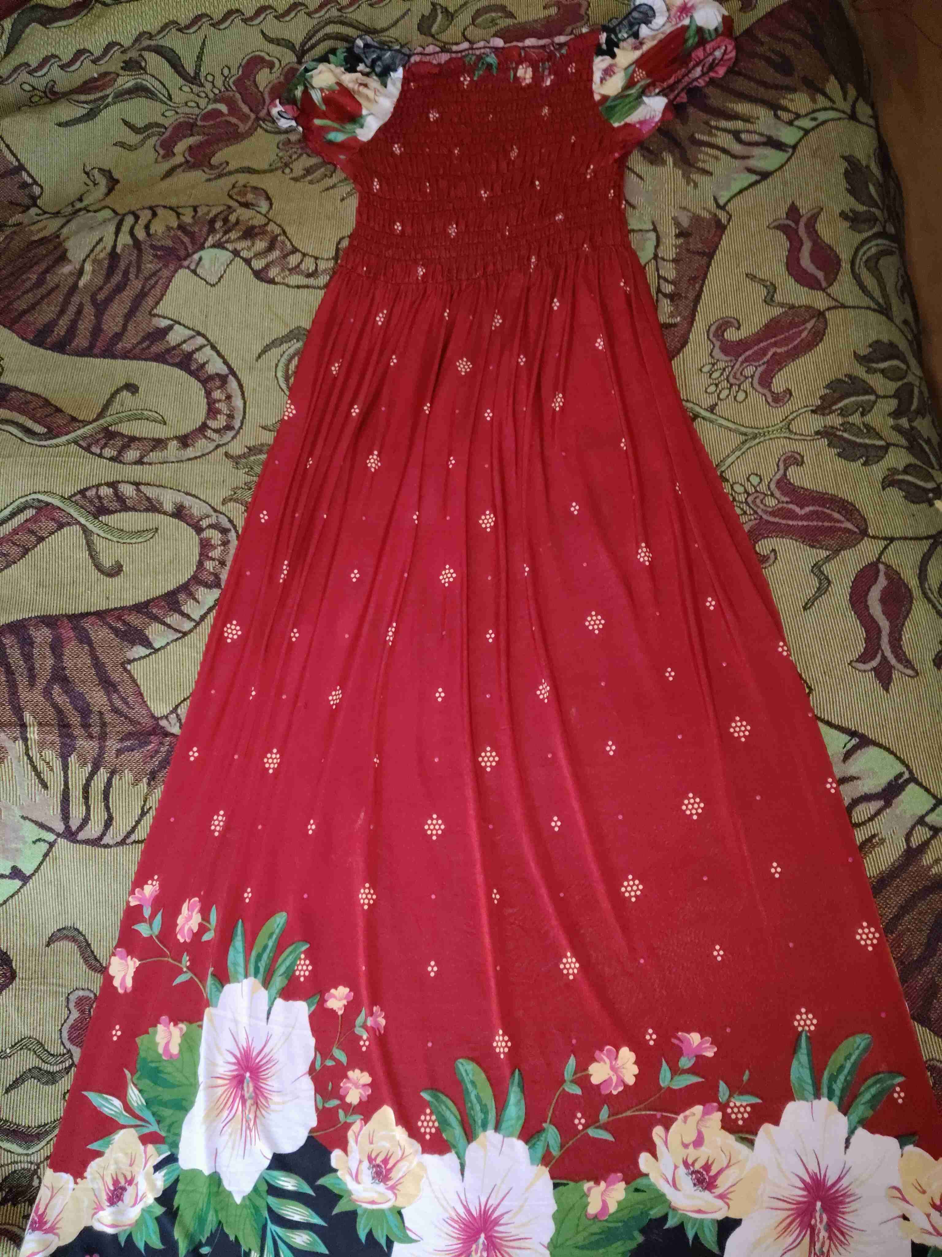 Vestido largo rojo floral