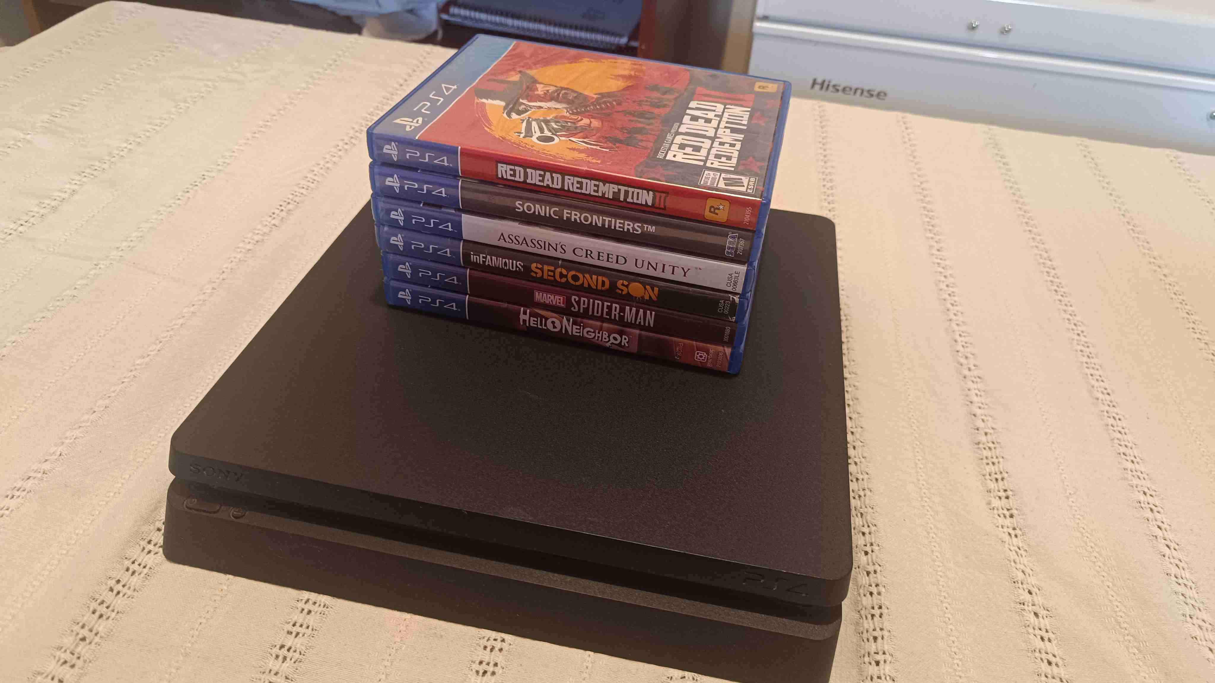 Consola PS4 con 6 juegos - miniatura 2