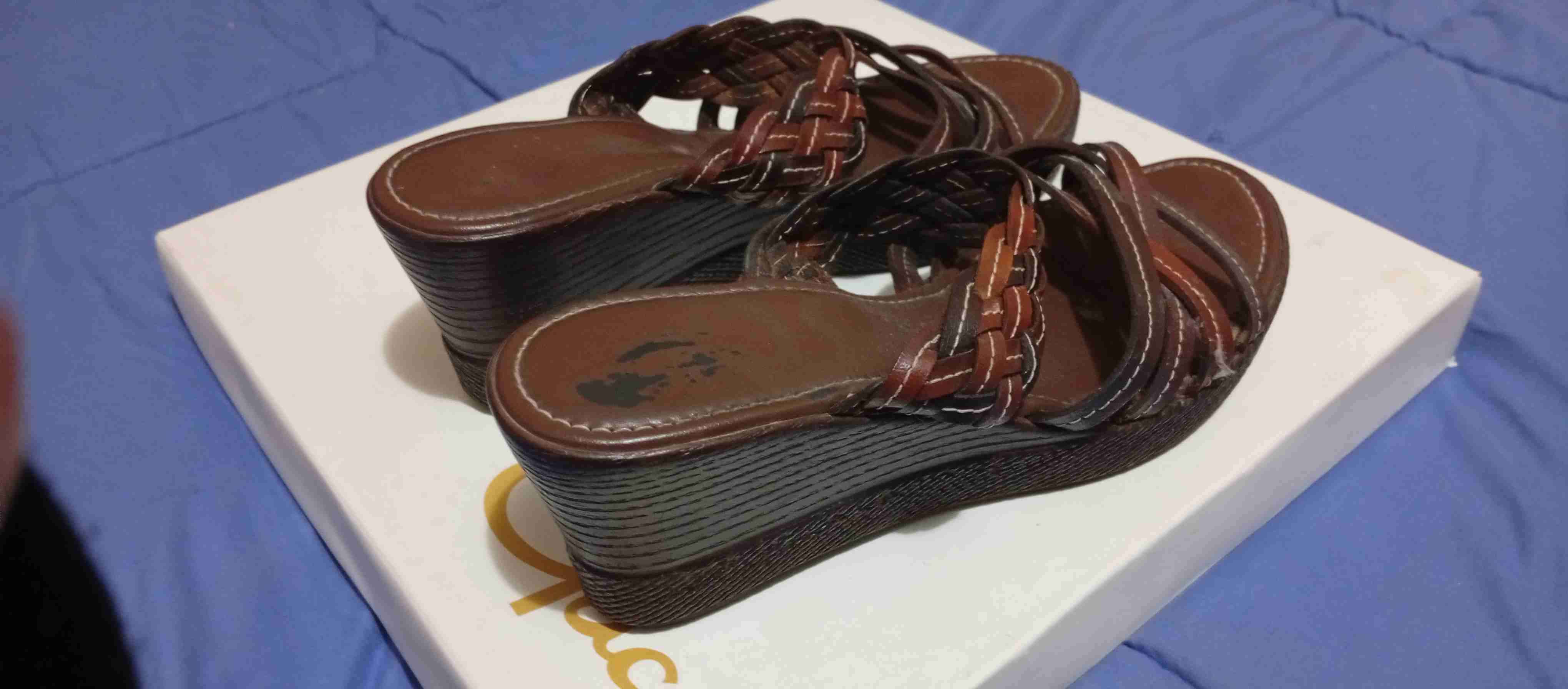 Sandalias plataforma marrón