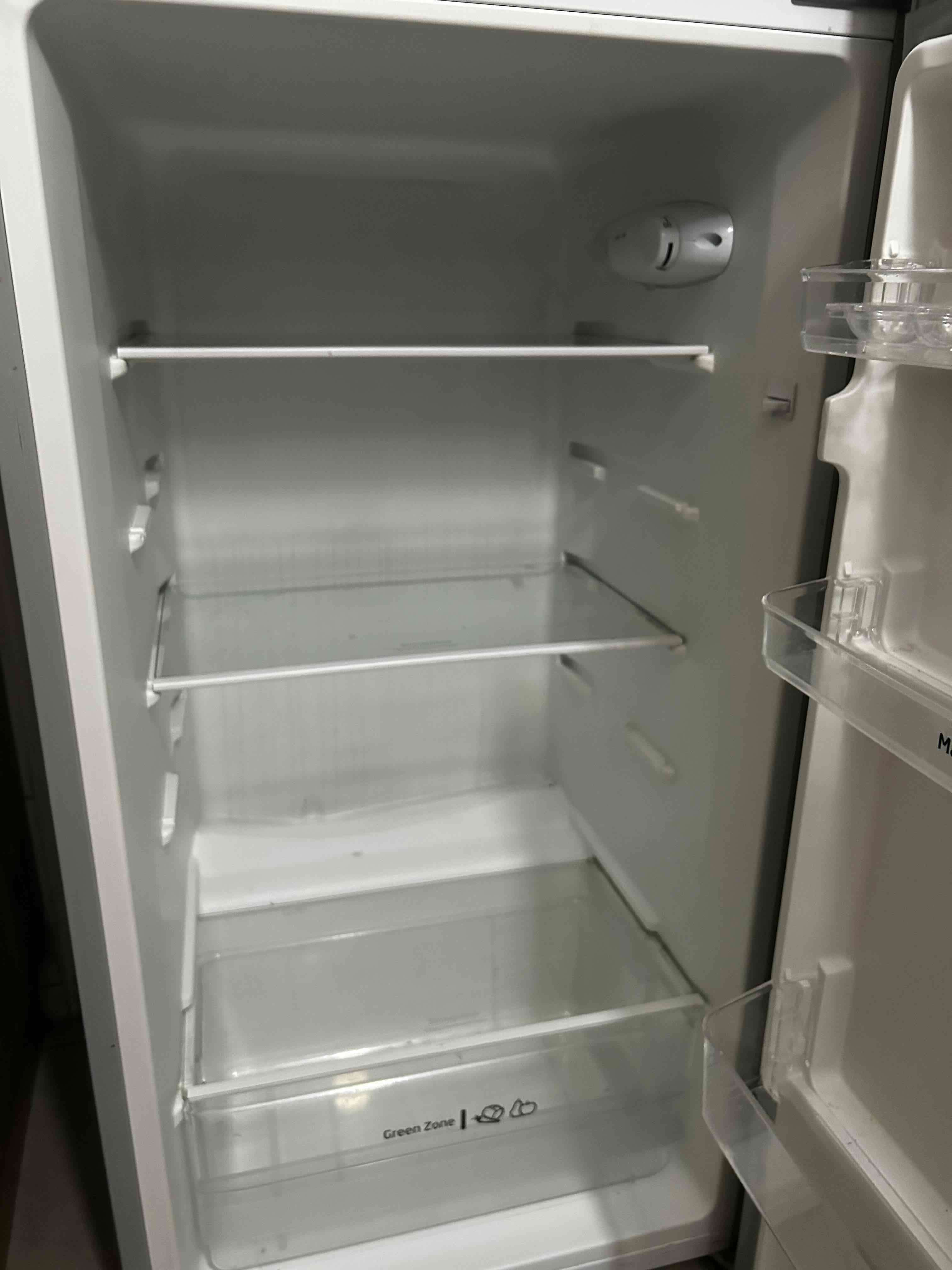 Refrigerador Midea plateado doble puerta - miniatura 5