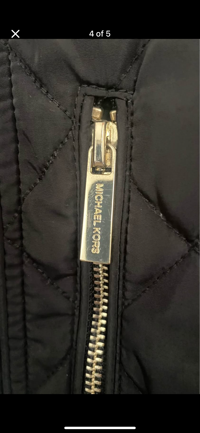 Chaqueta negra acolchada para mujer Michael Kors - miniatura 4