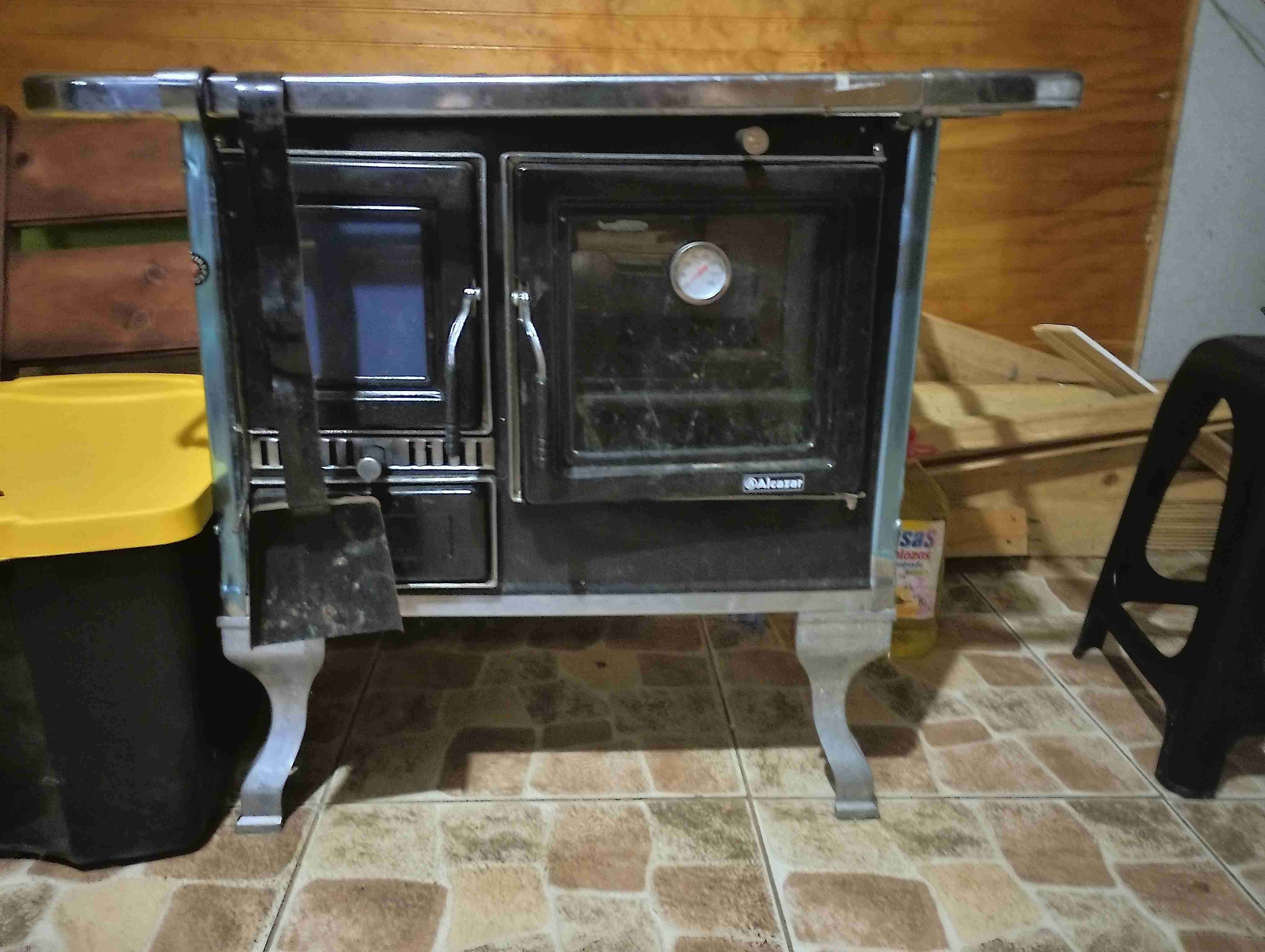 Cocina a leña con horno - miniatura 1