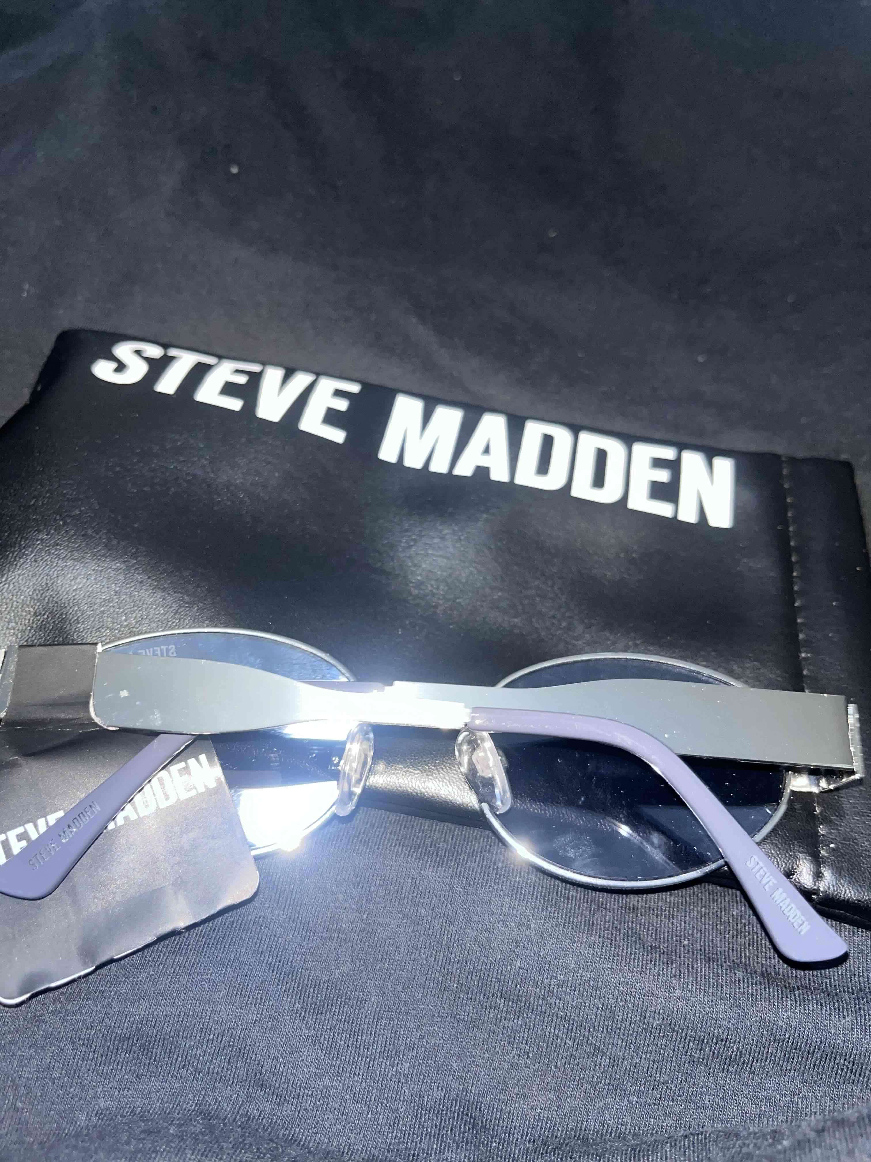Lentes de sol Steve Madden - miniatura 3