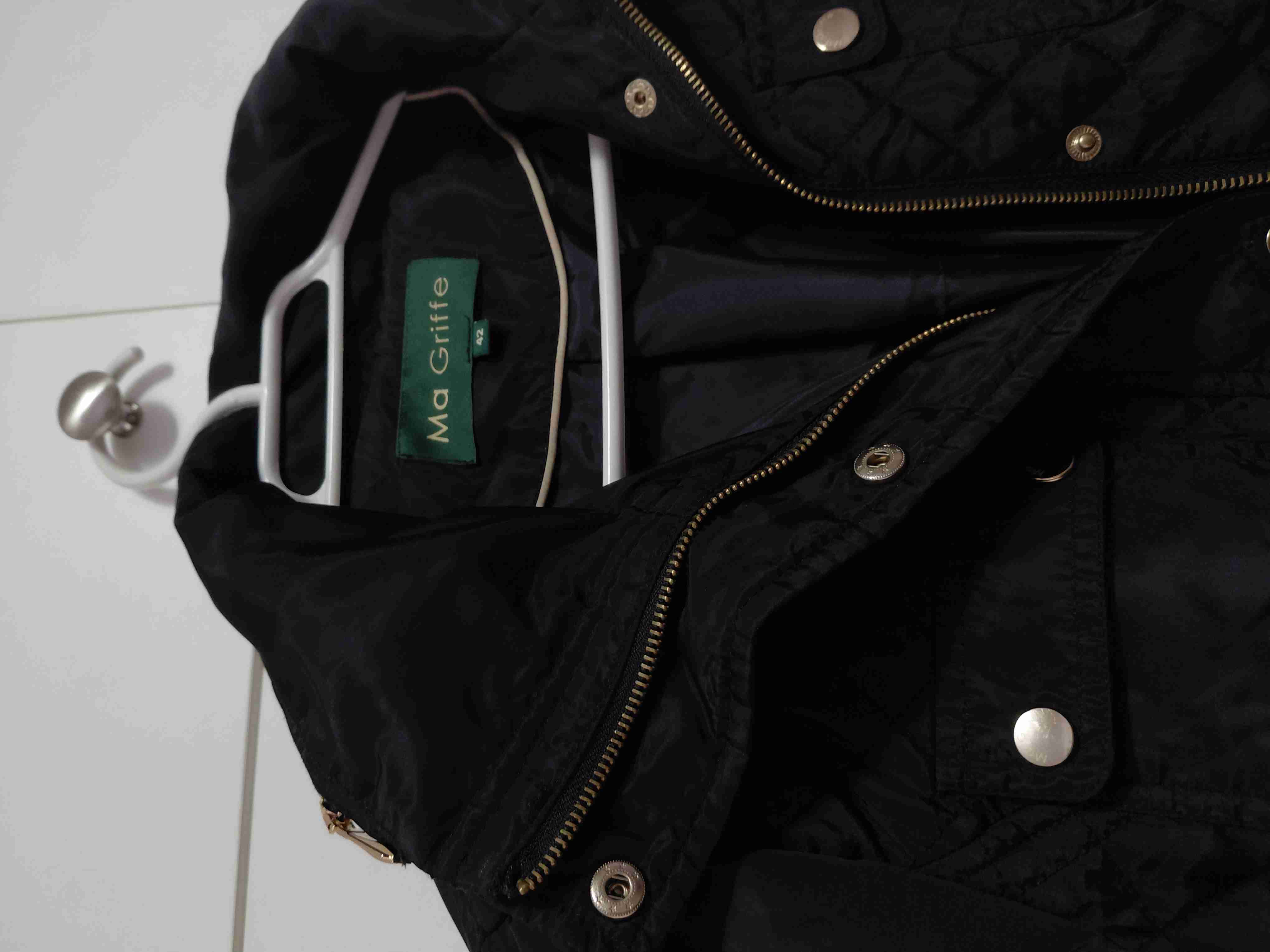 Parka Negra con gorro secreto Ma Griffe Talla 42! - miniatura 1