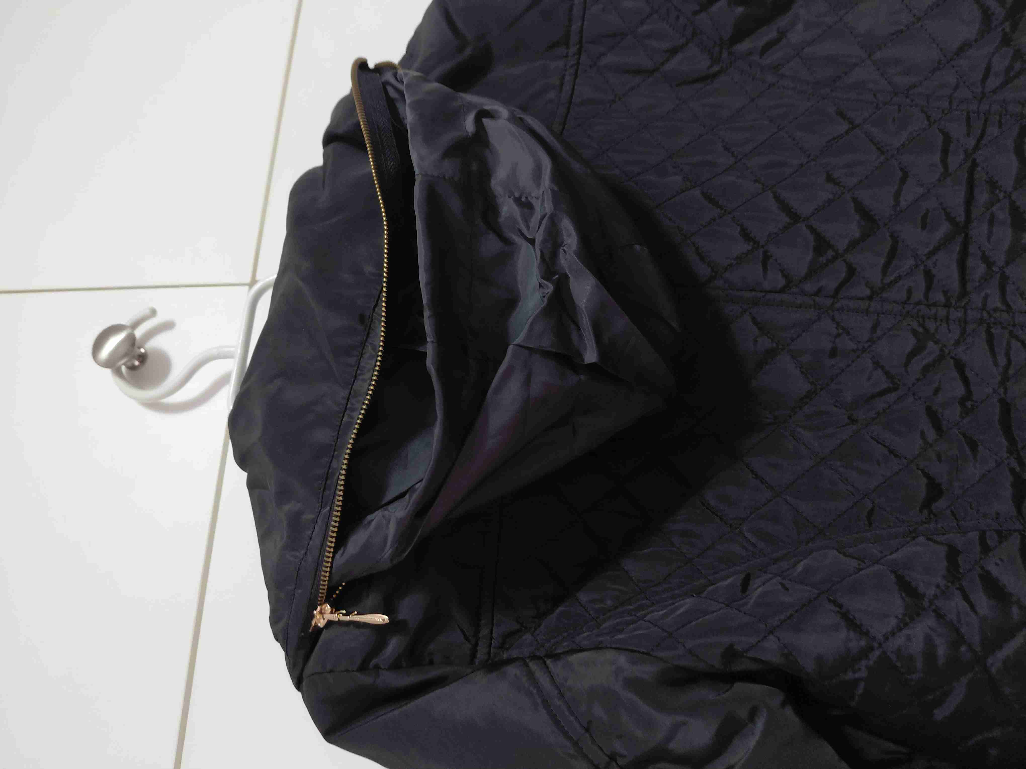 Parka Negra con gorro secreto Ma Griffe Talla 42! - miniatura 5