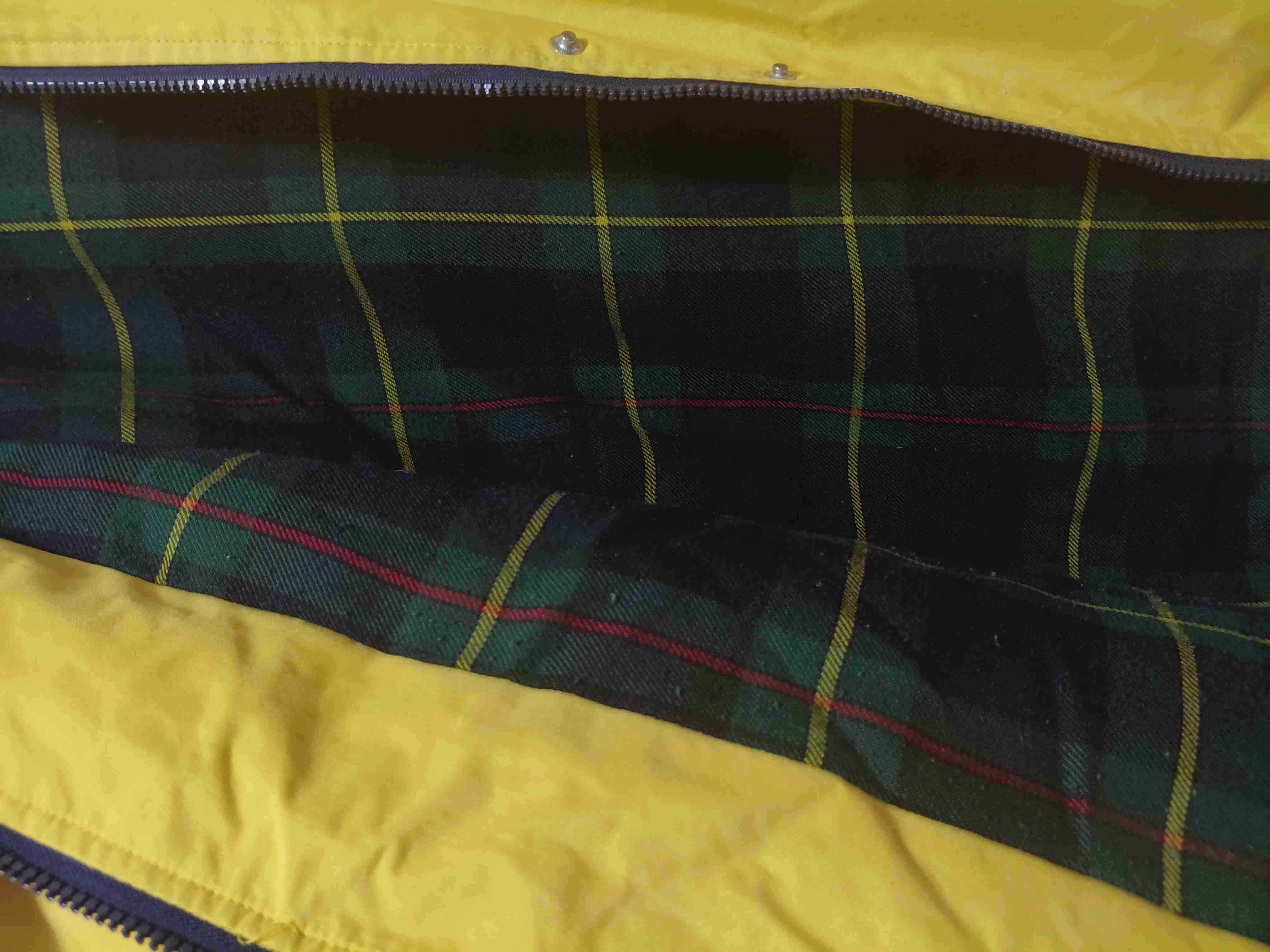 Parka Nordic Talla M Color Amarillo Vibrante! - miniatura 3