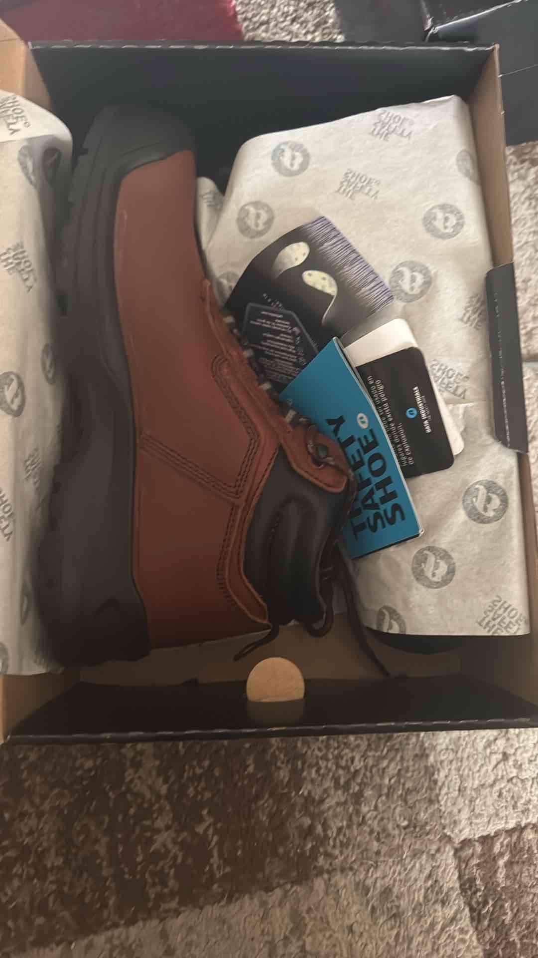 Zapato de seguridad bata talla 43-44-45-47 - miniatura 1