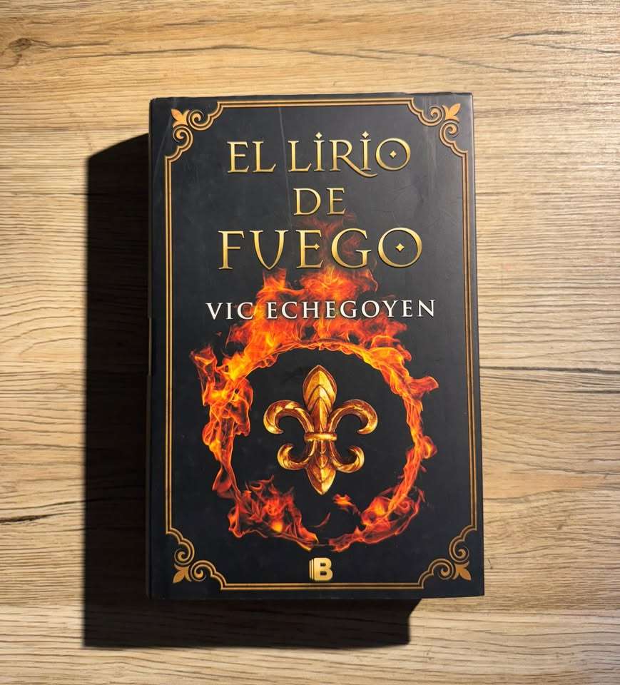 Libro 'El Lirio de Fuego'