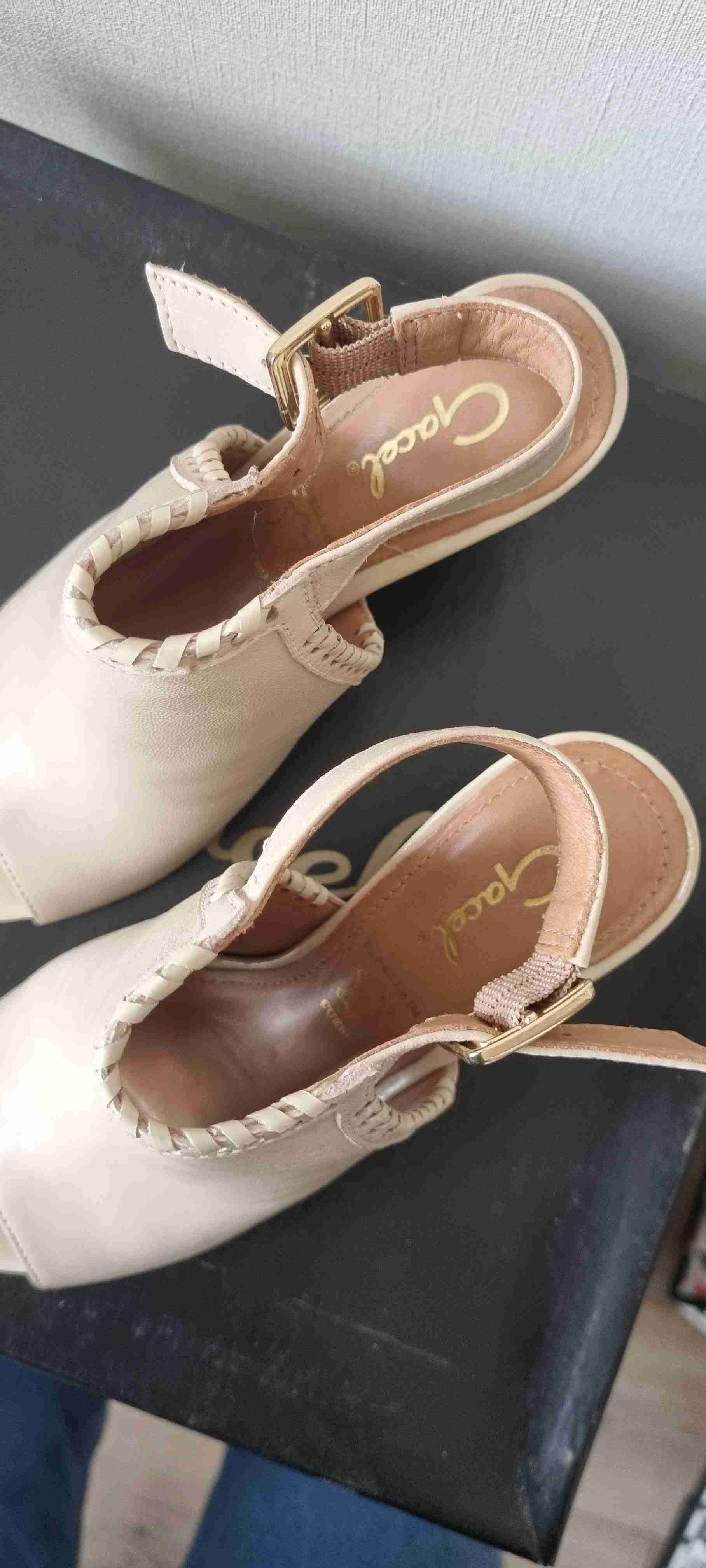 Botines abiertos beige con taco - miniatura 5