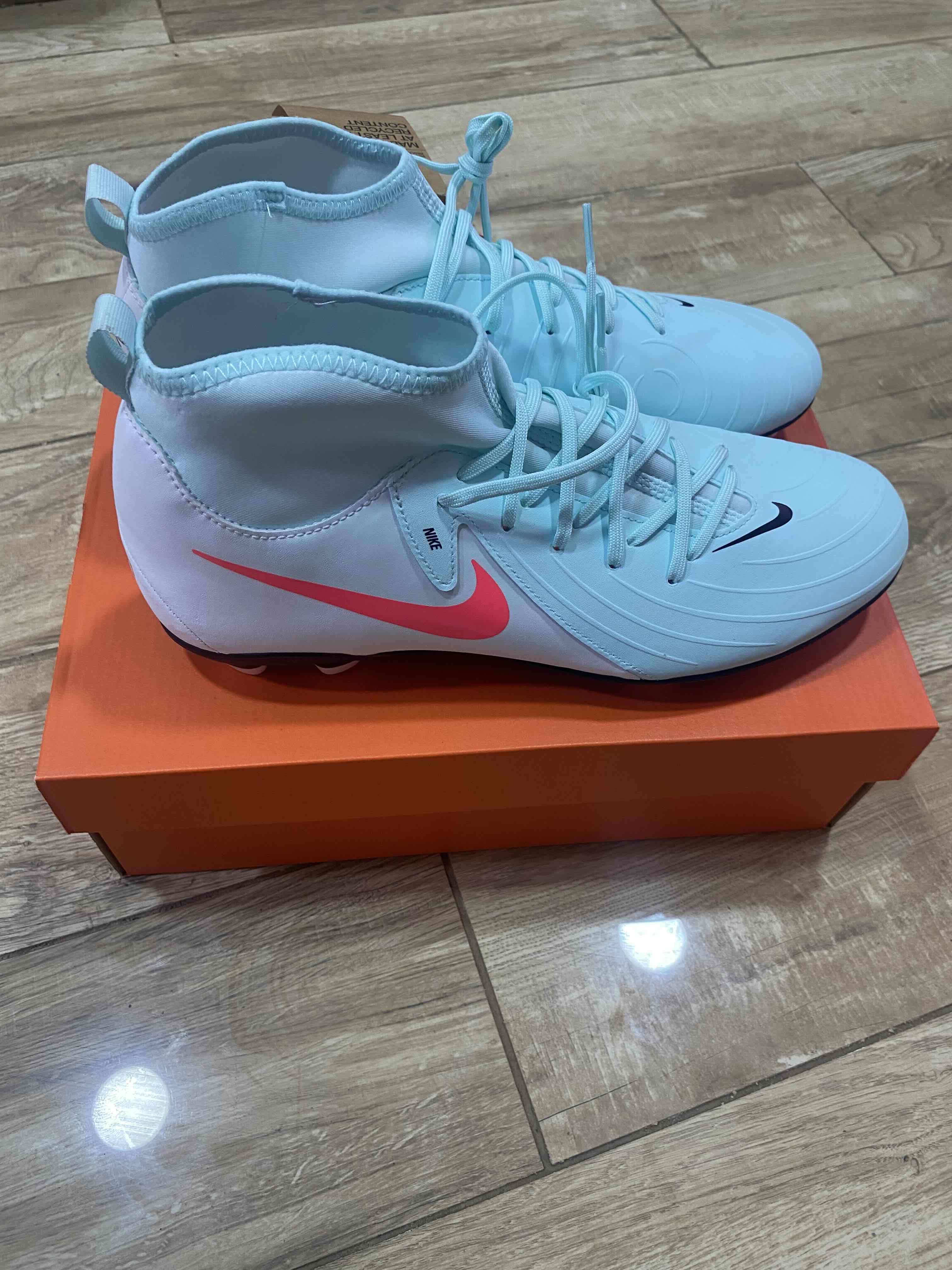 Zapatos de fútbol turquesa Nike - miniatura 1