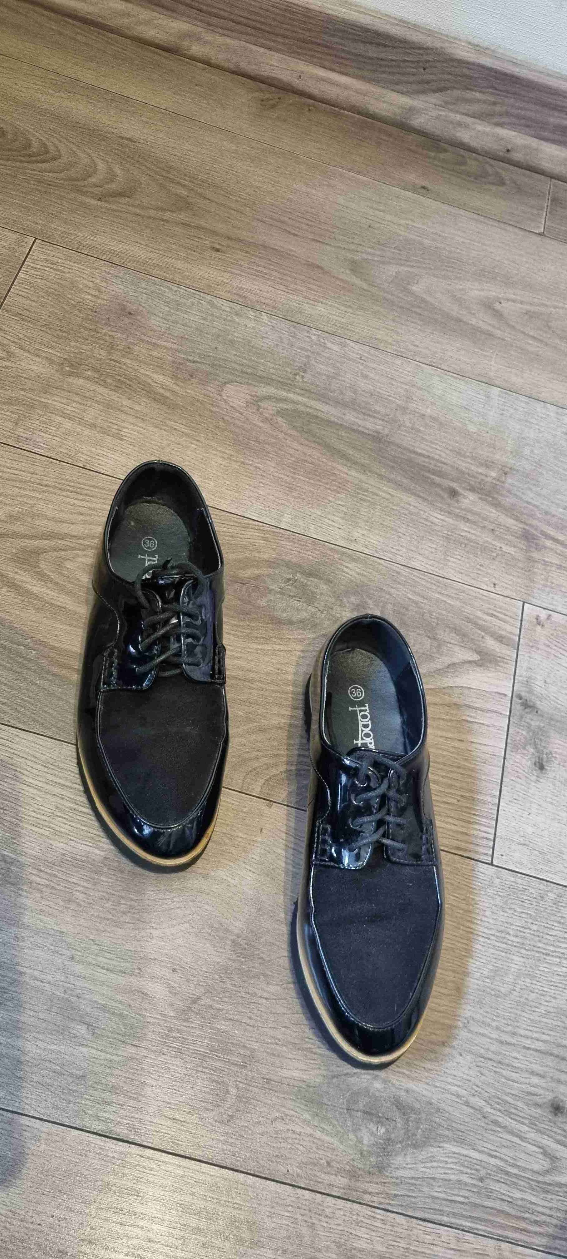 Zapatos negros de charol - miniatura 2