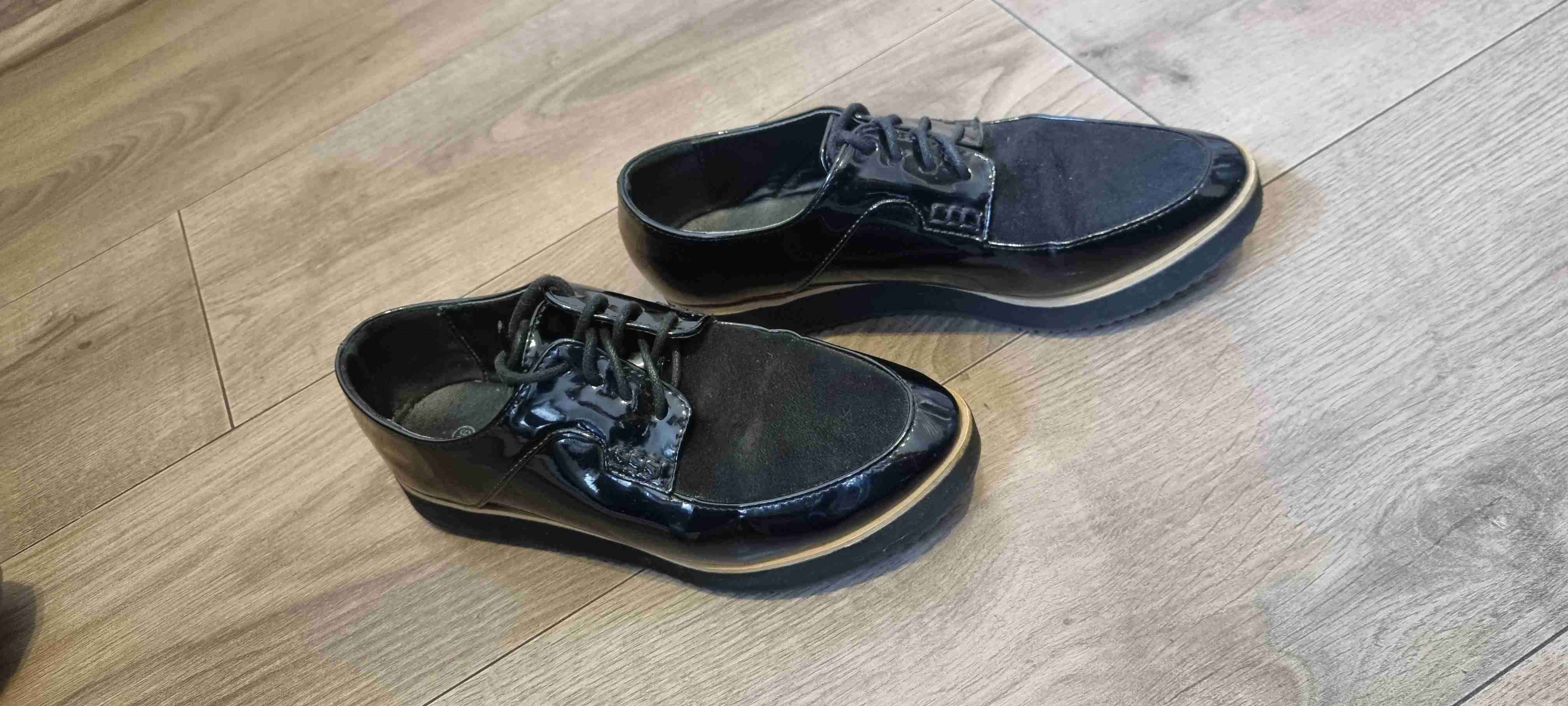 Zapatos negros de charol - miniatura 5