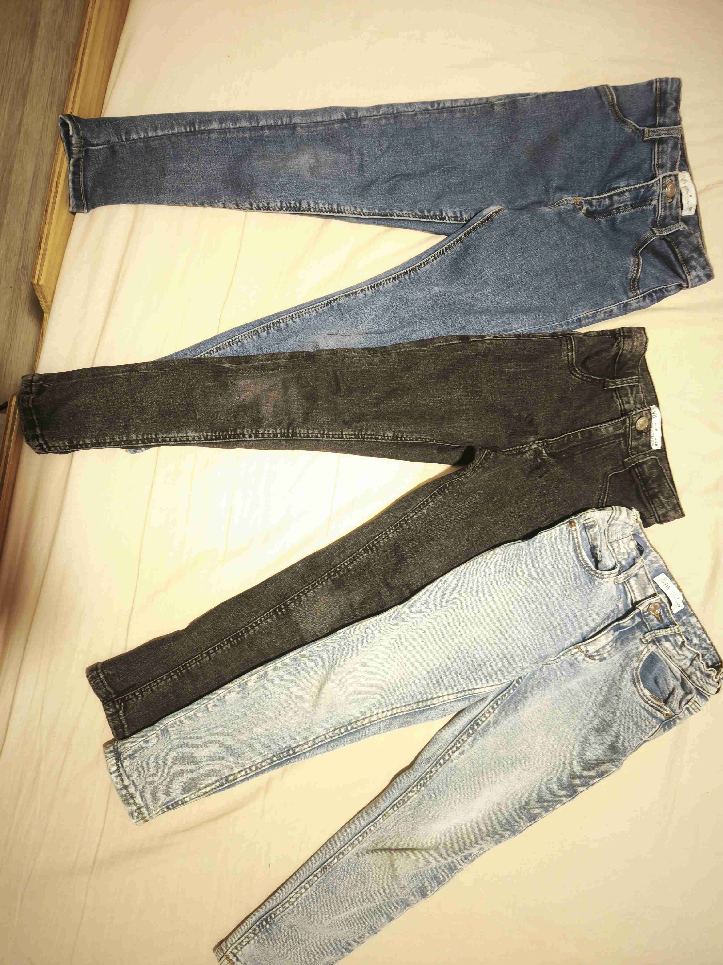 Lote de jeans varios colores - miniatura 1