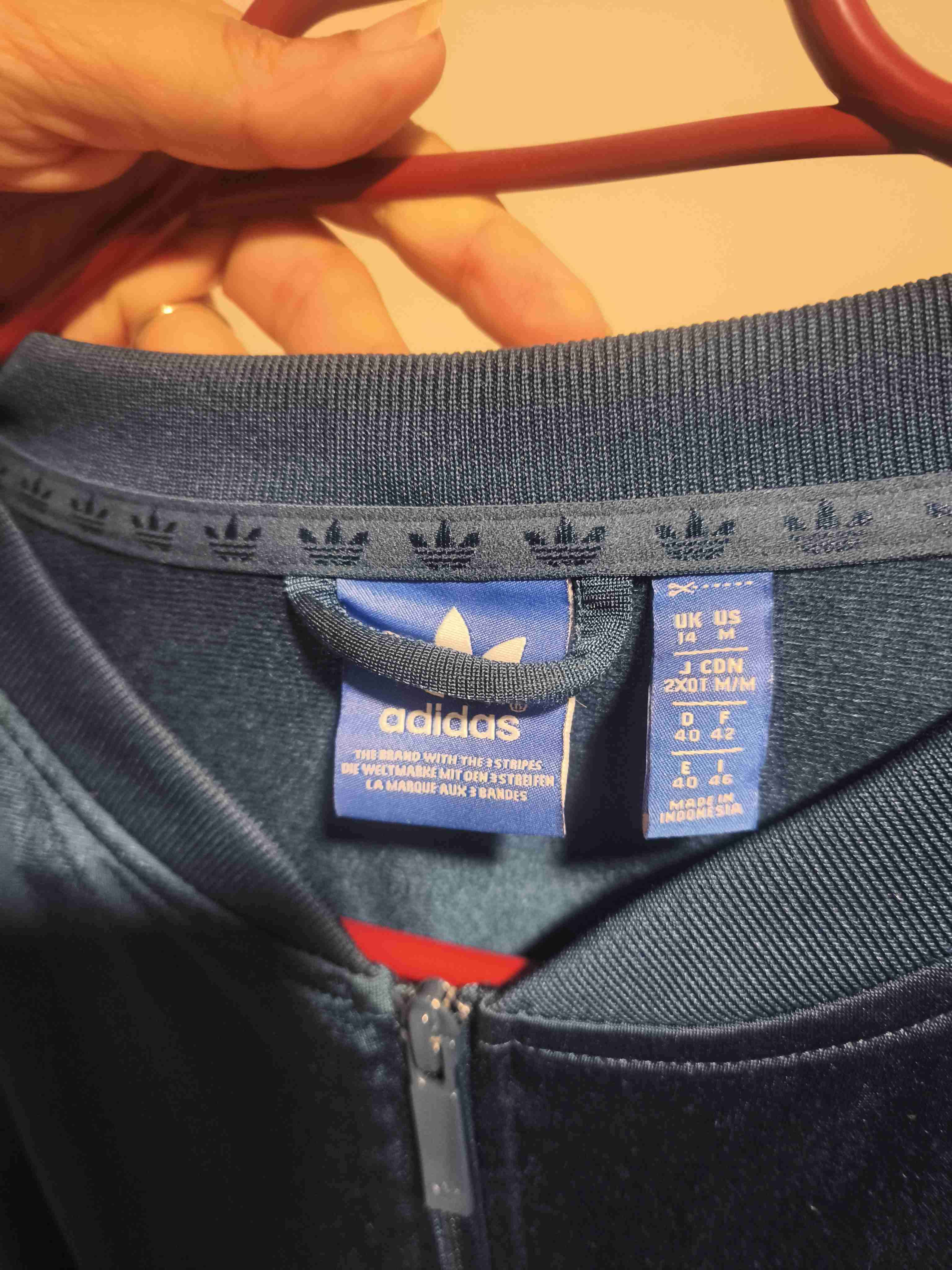 Conjunto deportivo adidas original - miniatura 2