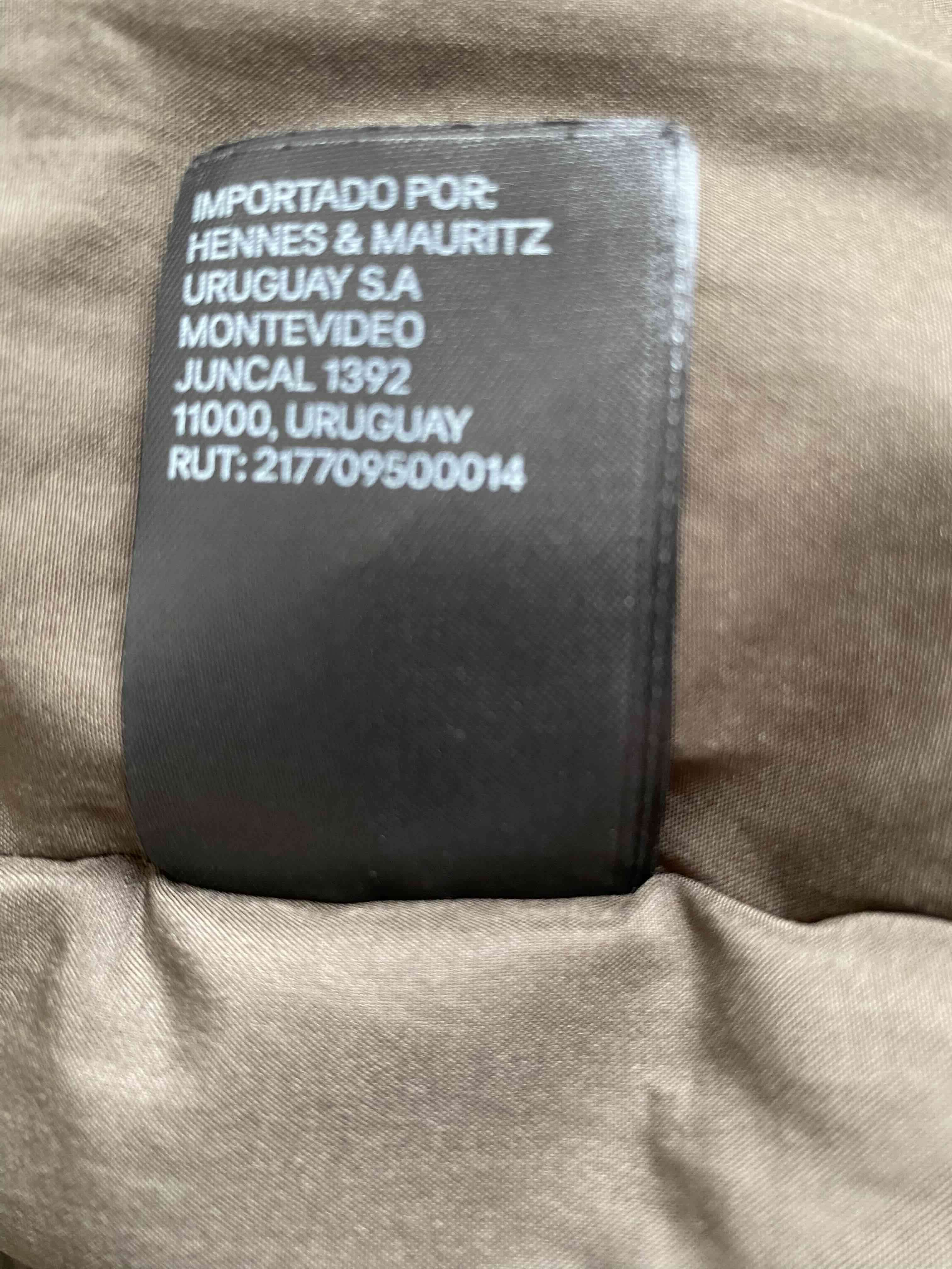 Abrigo acolchado verde musgo con capucha - miniatura 6