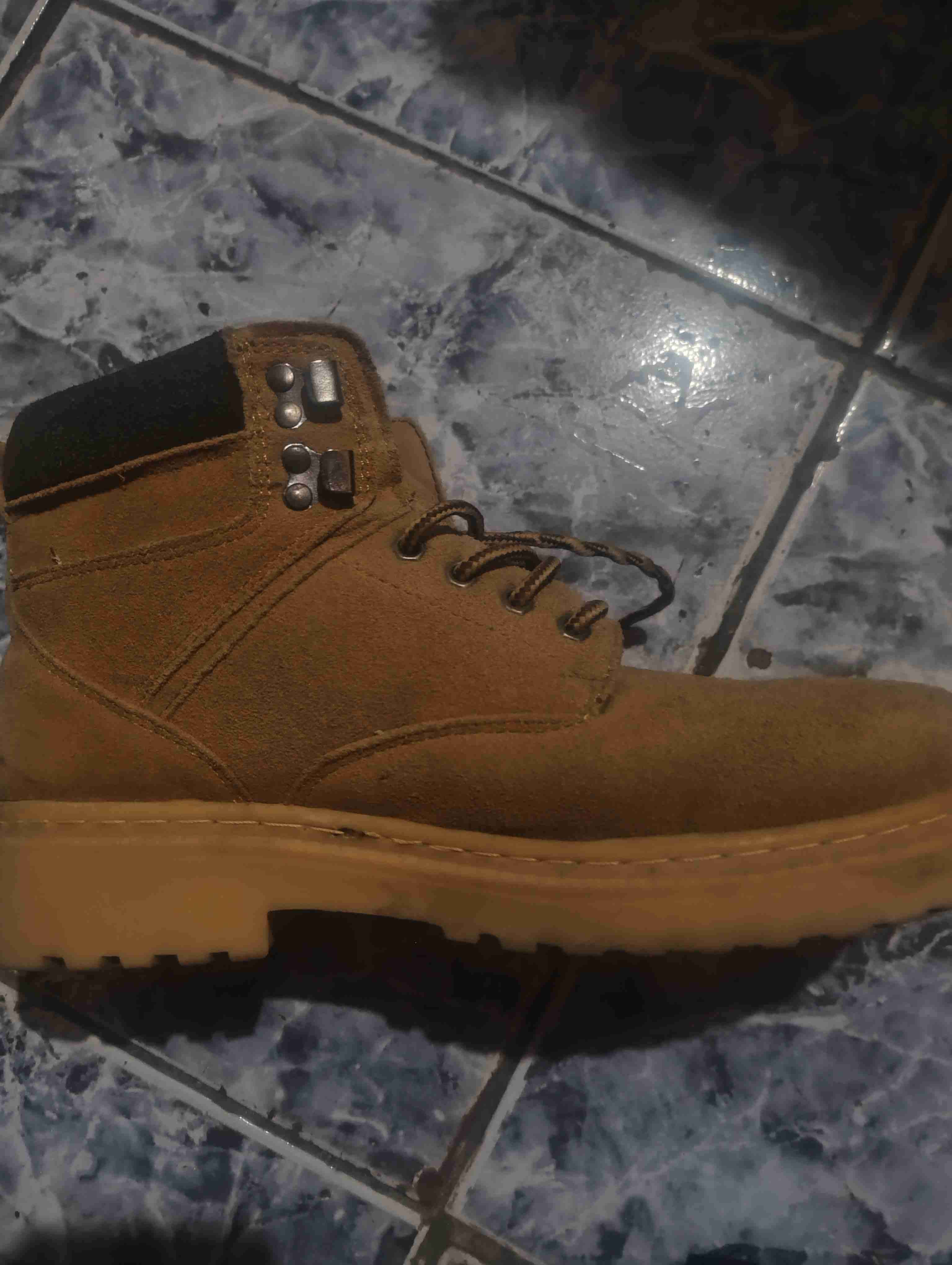 Botas de gamuza marrón usadas - miniatura 2