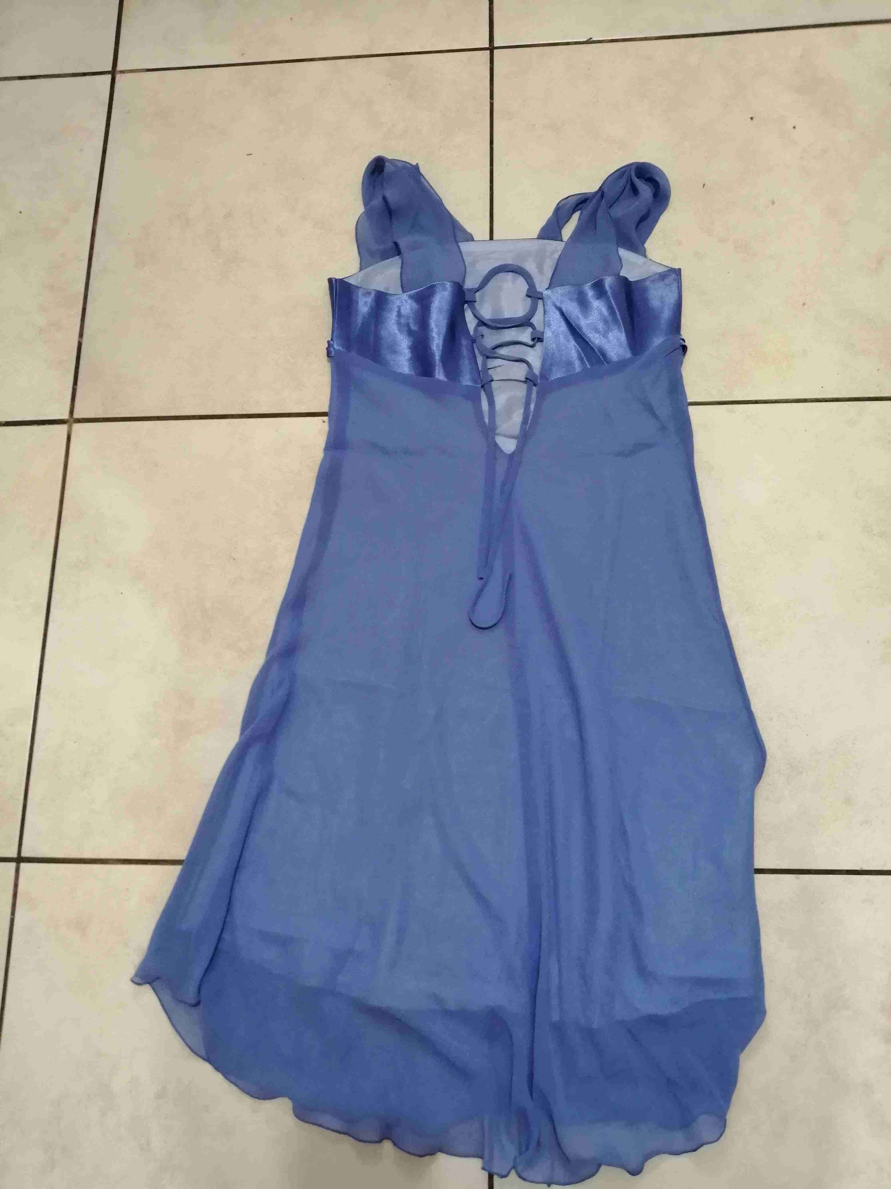 Vestido azul satinado - miniatura 2