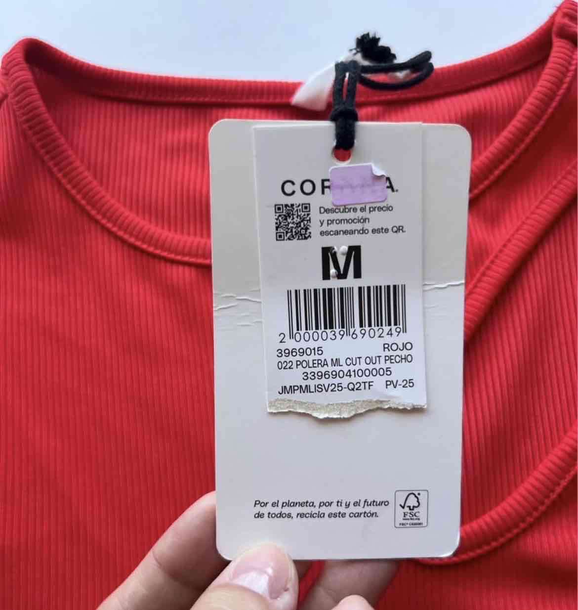 Top asimétrico rojo manga larga con etiqueta. - miniatura 3