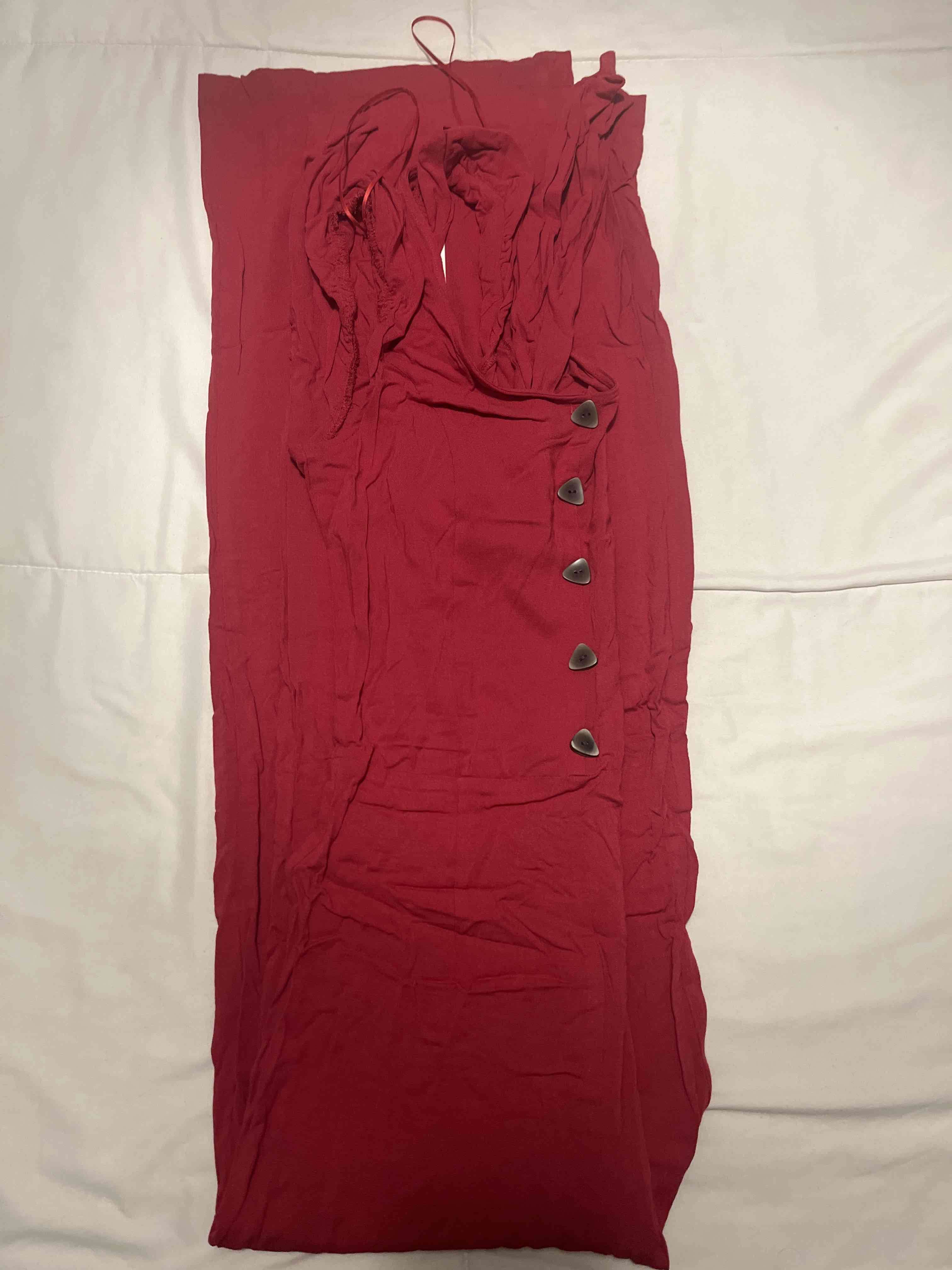 Enterito rojo con botones - miniatura 3