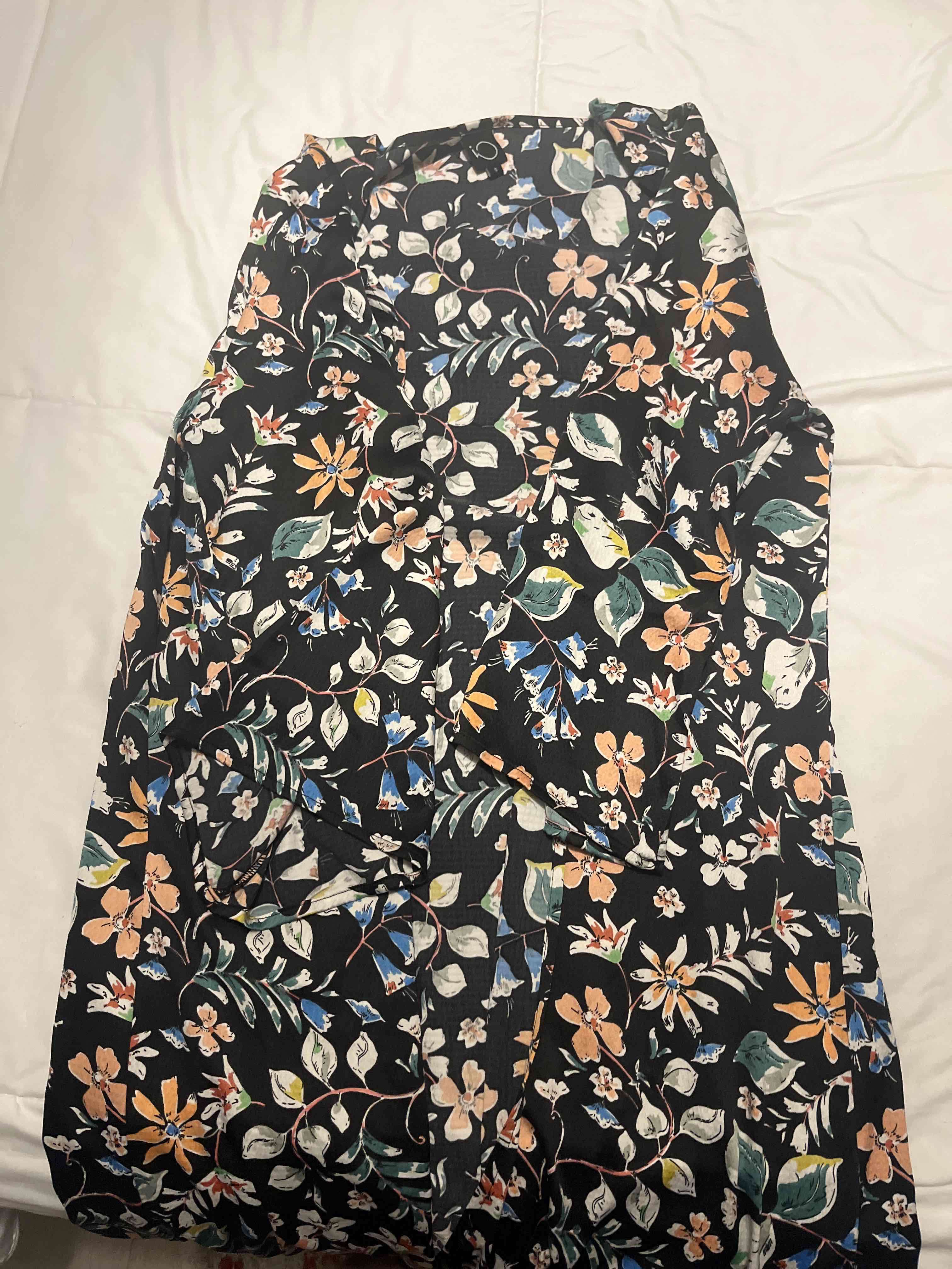 Vestido floral de manga larga - miniatura 2