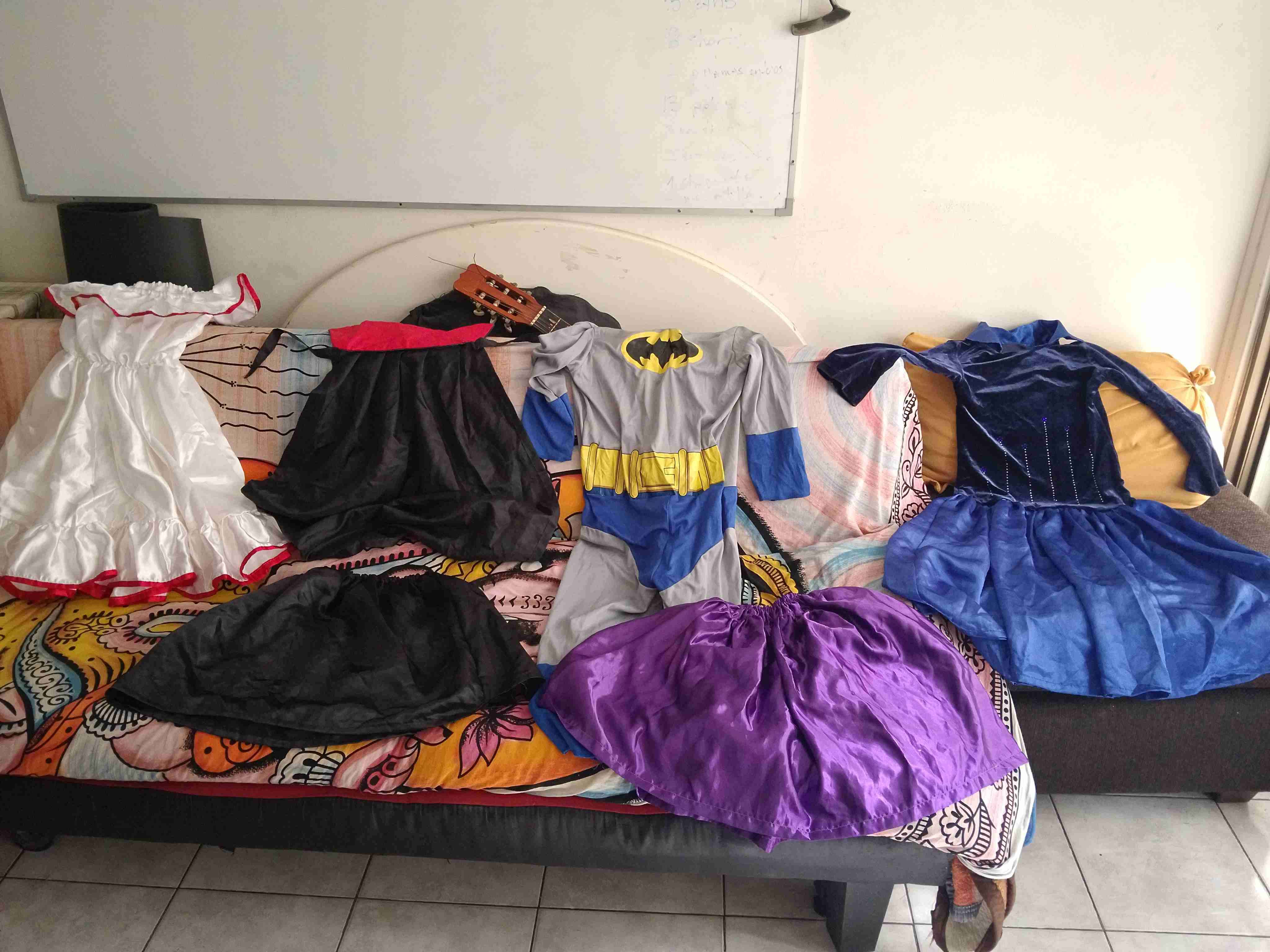 Lote de ropa variada - miniatura 4