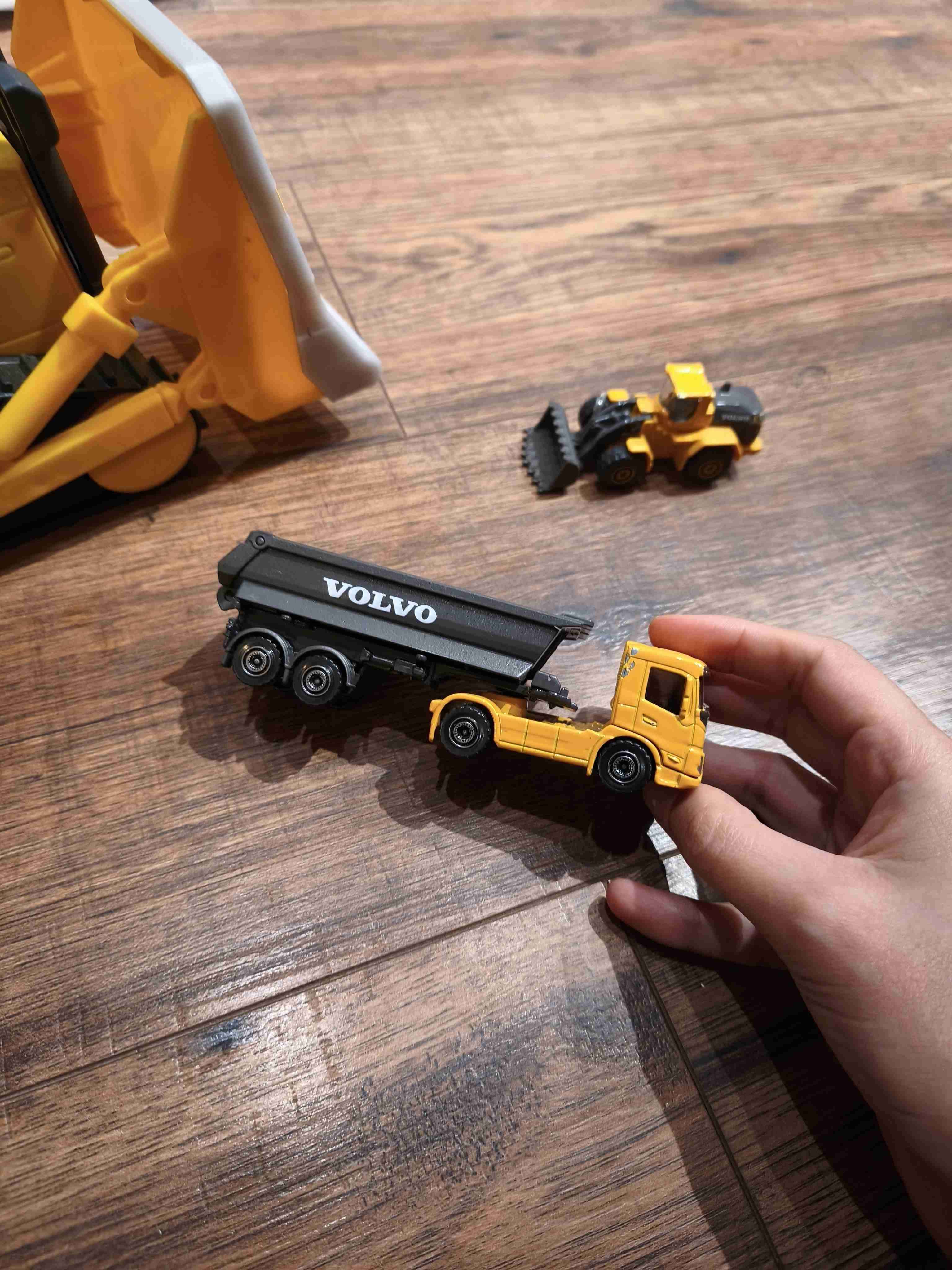 Set de maquinaria de construcción - miniatura 3