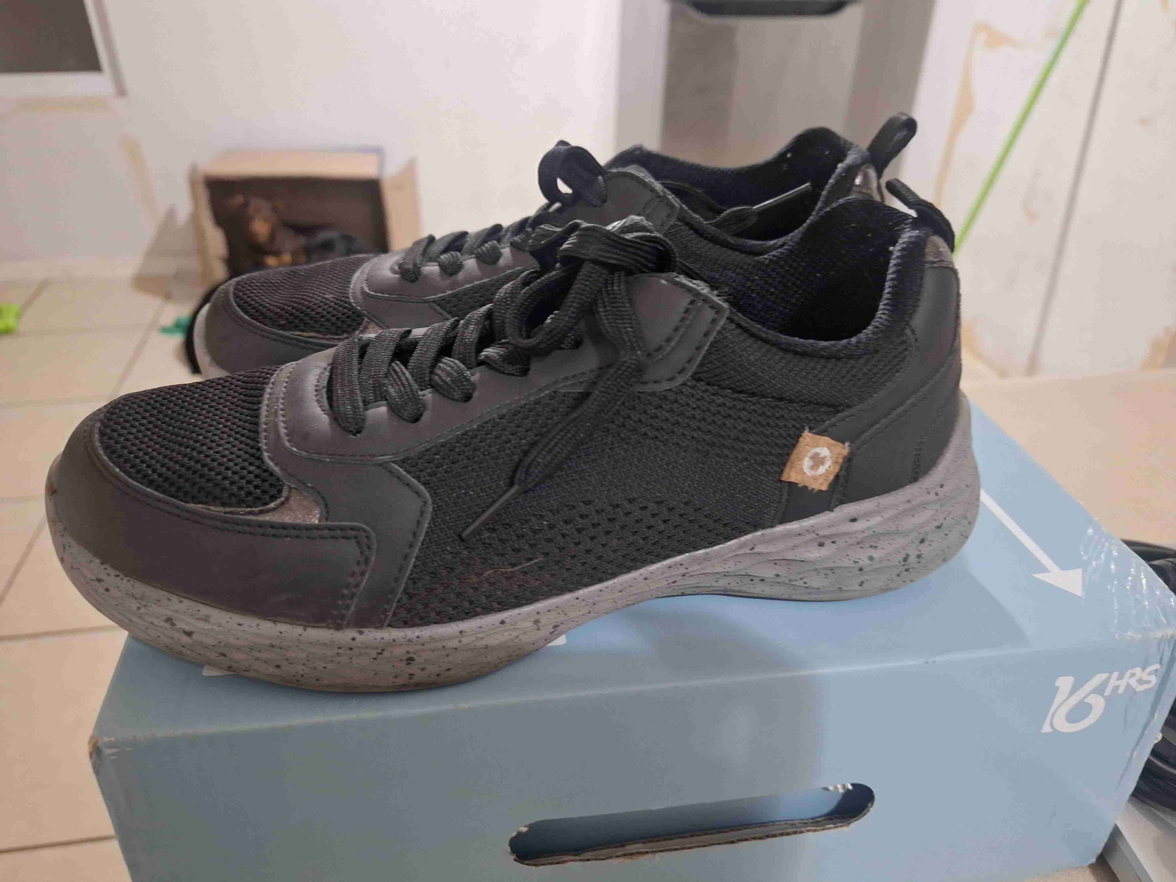 Zapatillas deportivas negras - miniatura 2