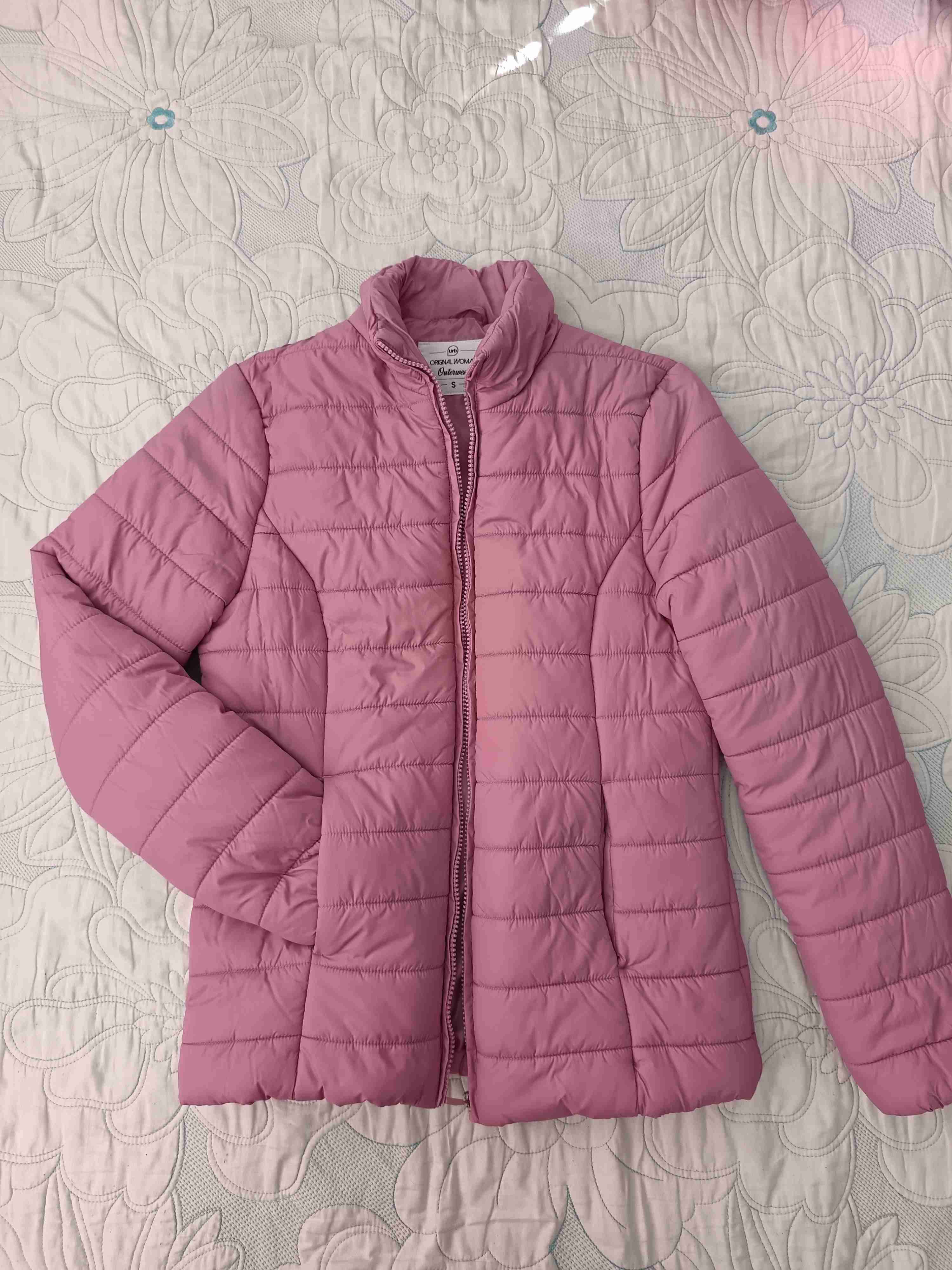 Chaqueta acolchada rosada mujer