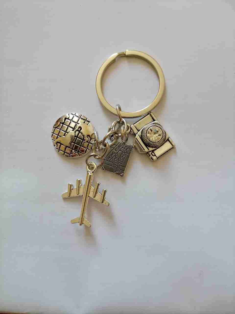 Llavero con dijes coloridos - miniatura 3