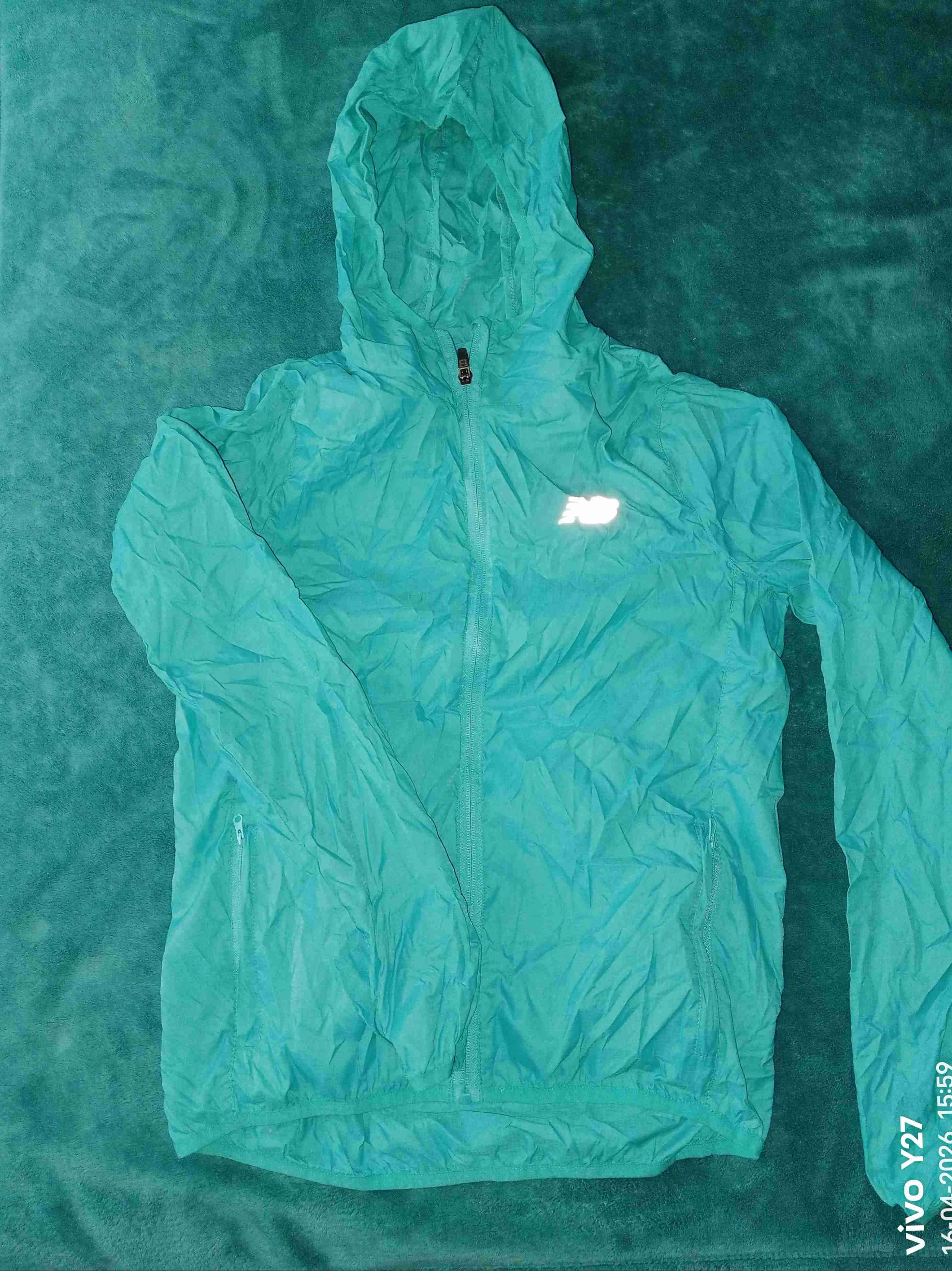 Cortaviento mujer New Balance - miniatura 2