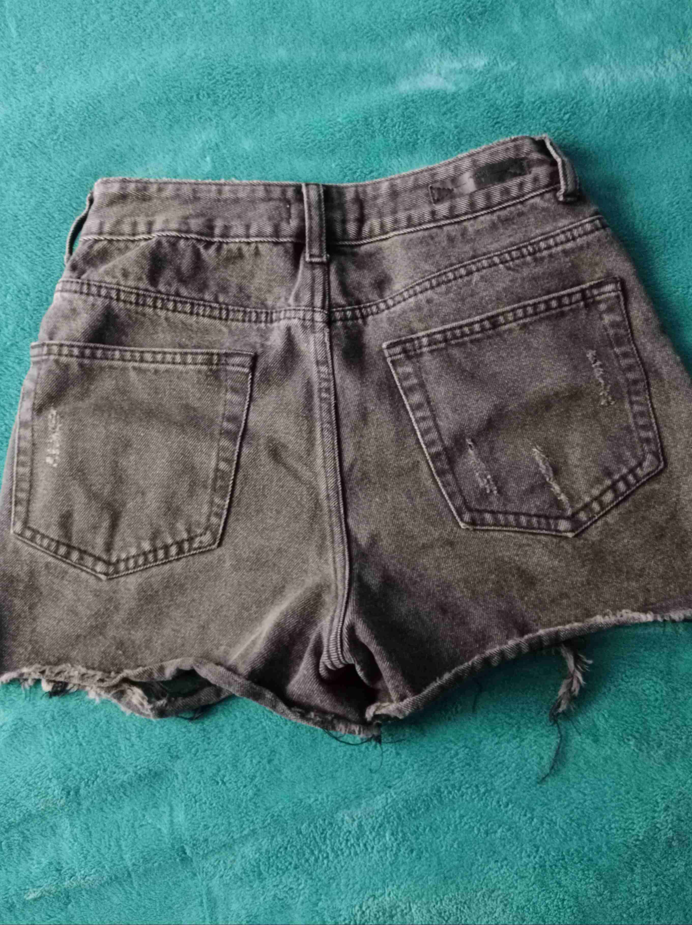 Short negro desgastado - miniatura 2