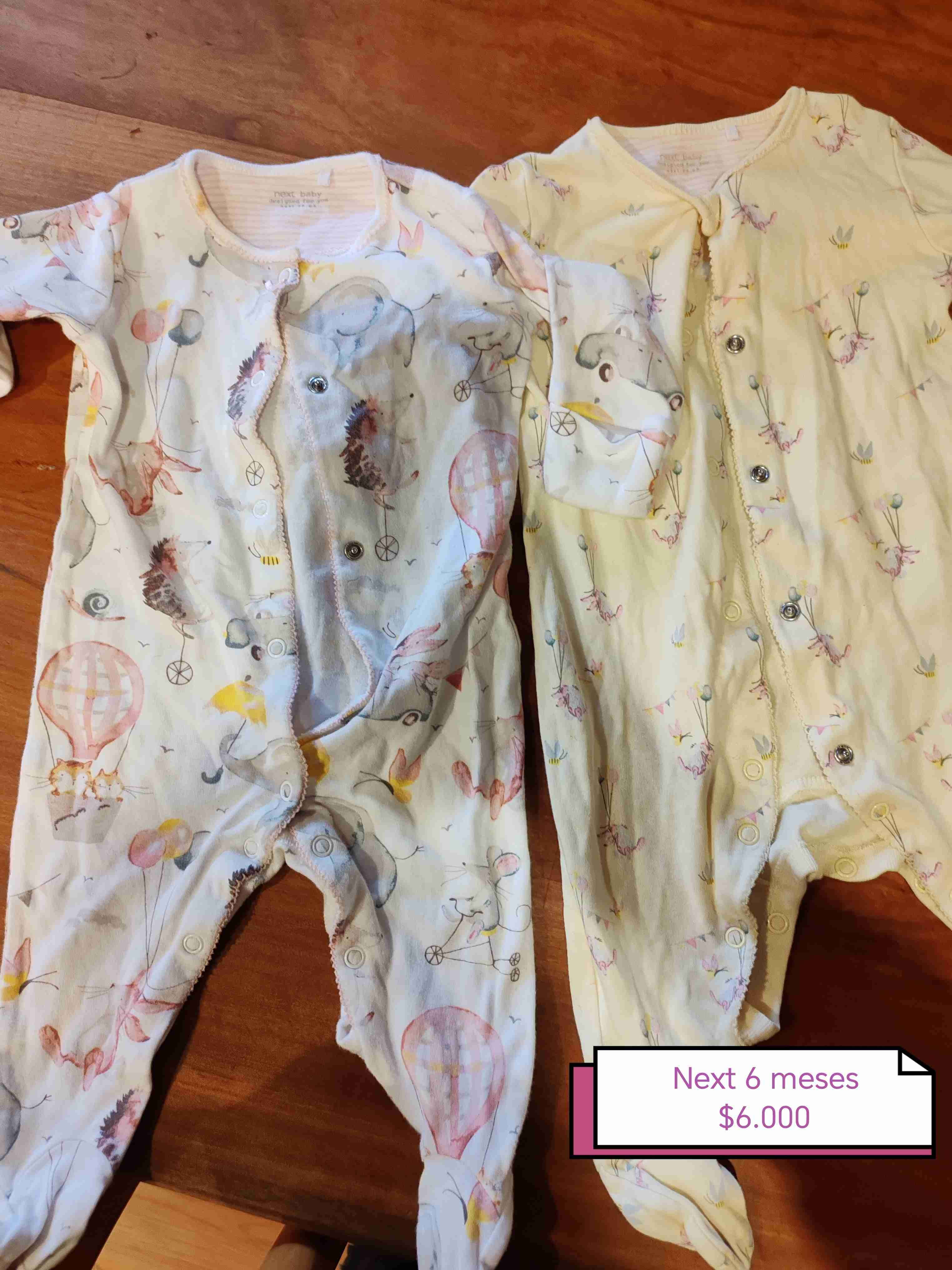 2 Pijamas de bebé 6 Meses - miniatura 1