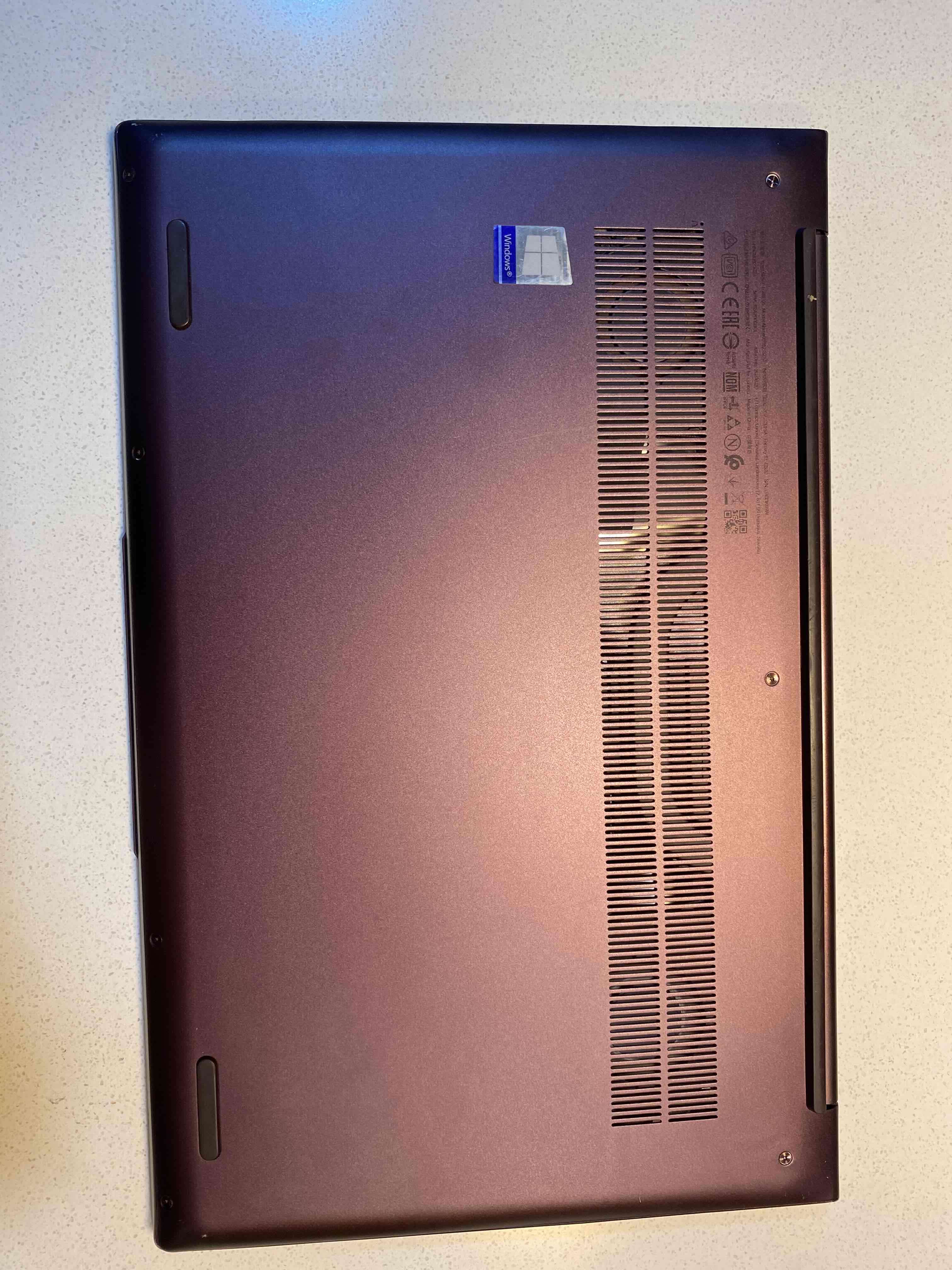 Notebook Lenovo Yoga Slim 7 - miniatura 2