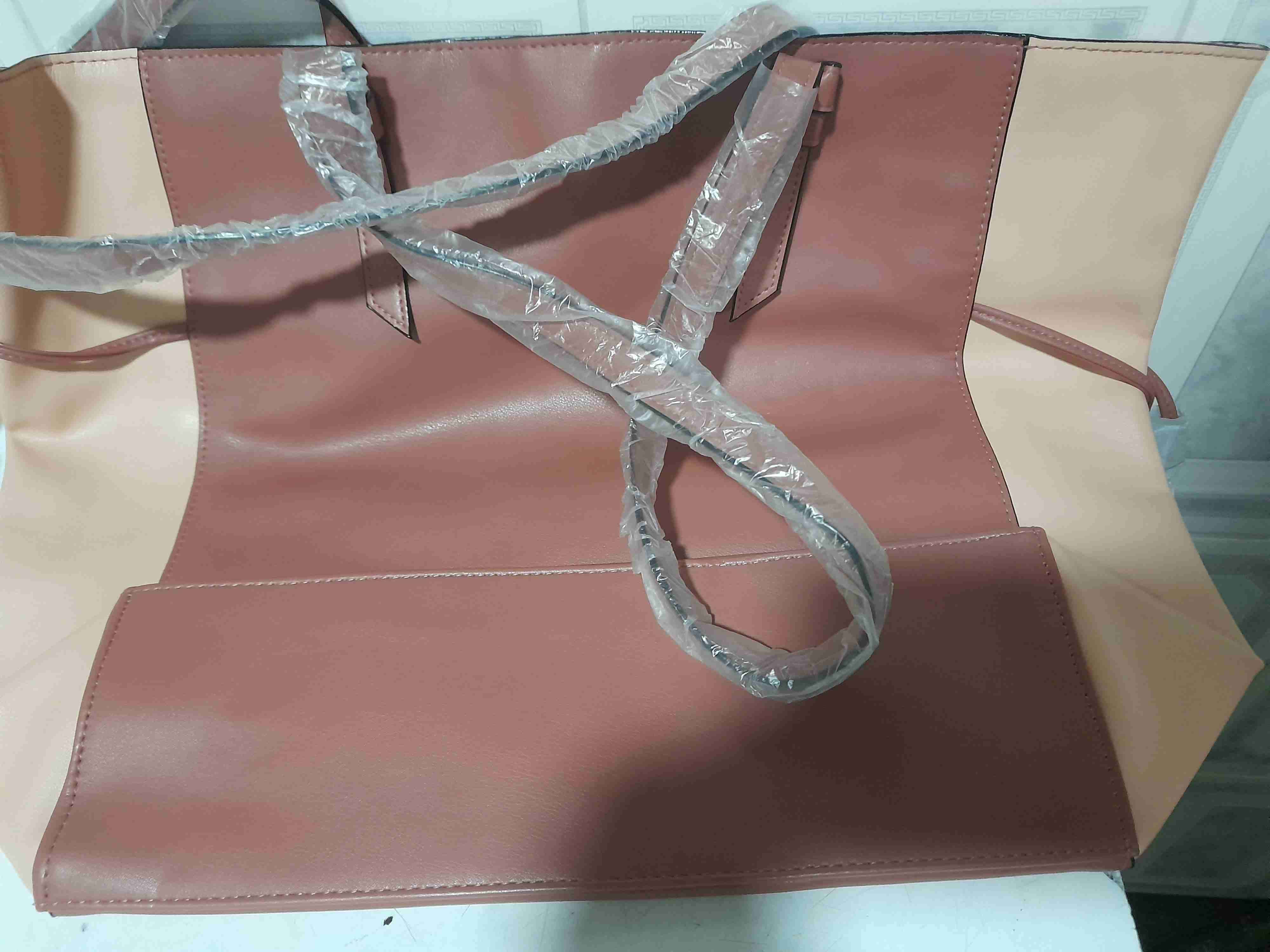 Bolso Victoria's Secret bicolor - miniatura 2