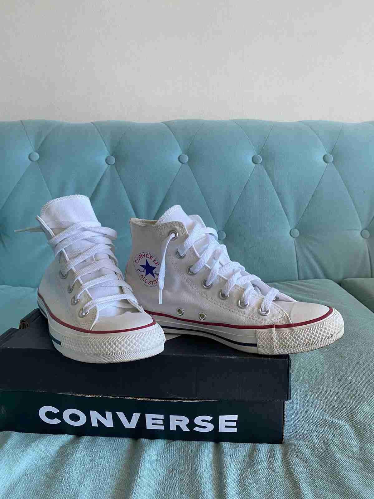 Zapatillas blancas de lona